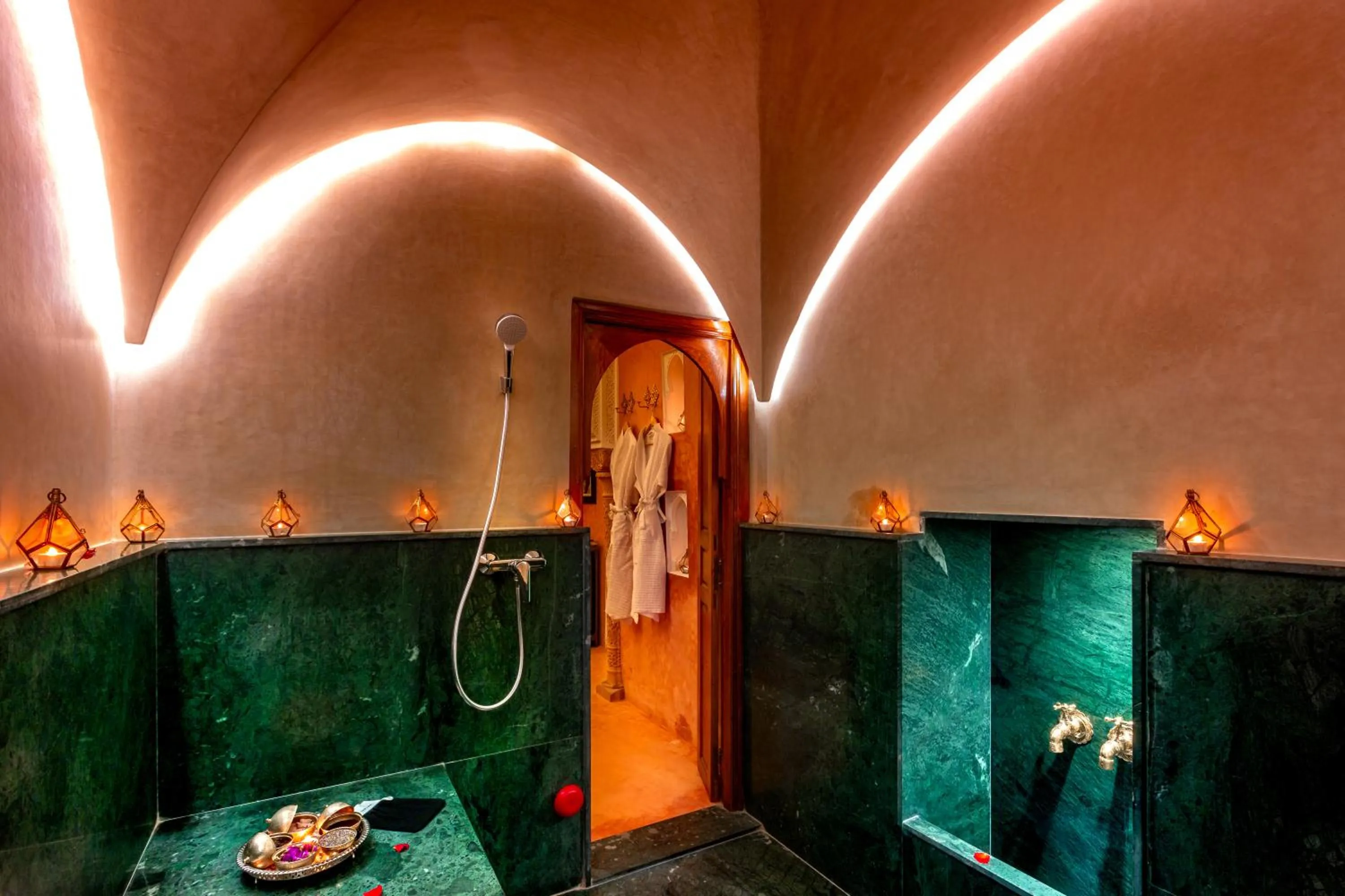 Spa and wellness centre/facilities in Riad Chamali