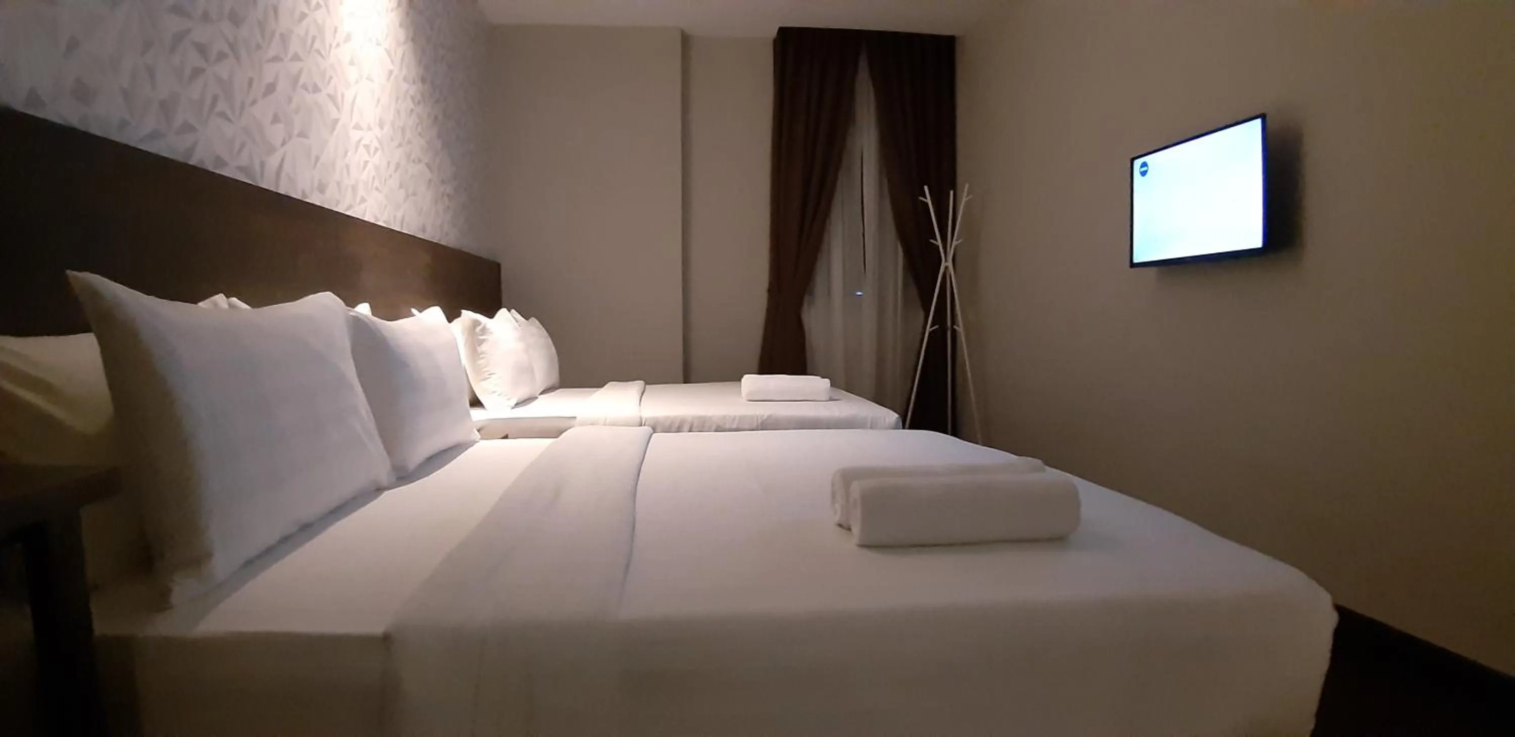 Bed in MIICO Hotel @ Mount Austin