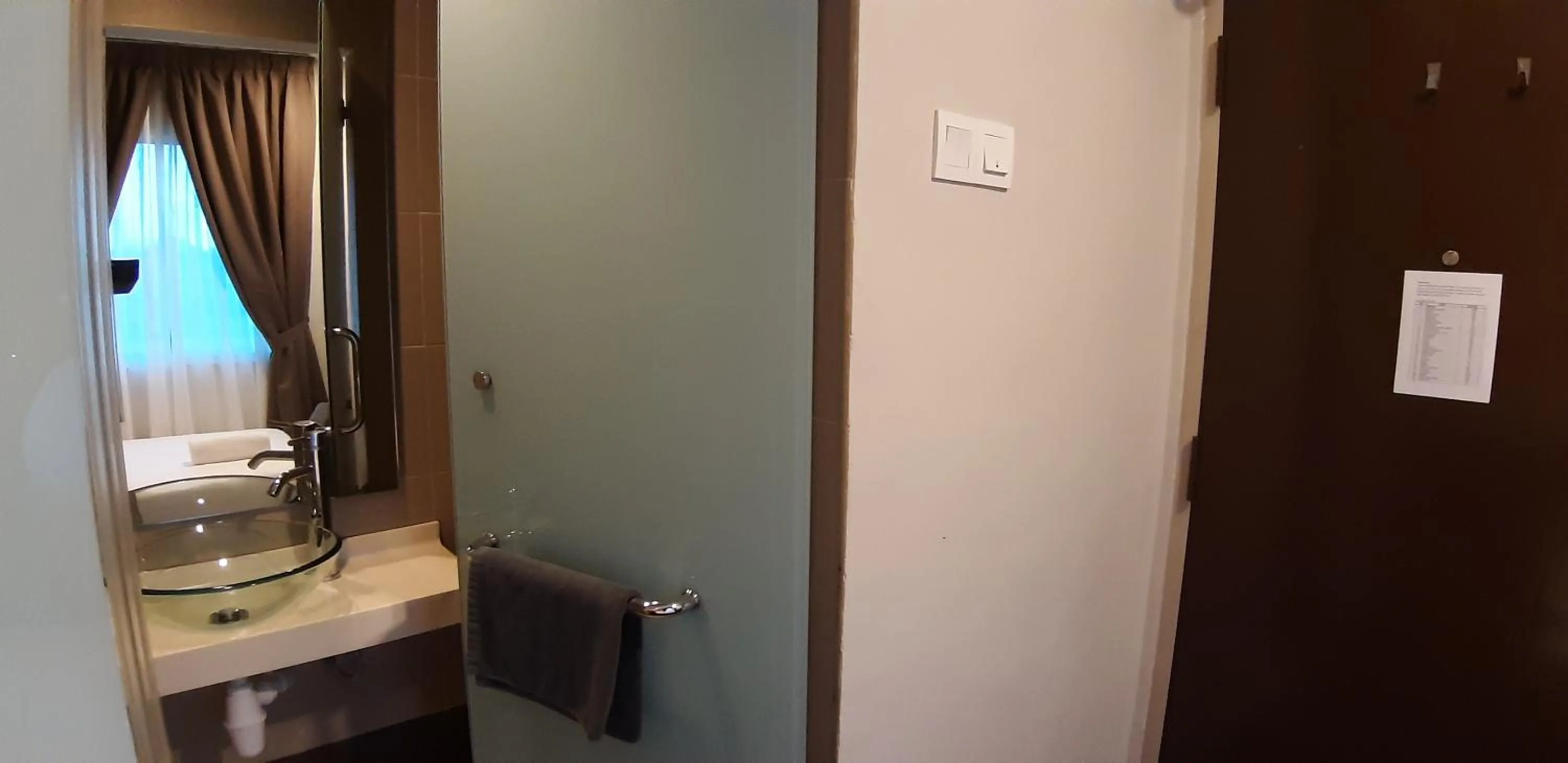 Bathroom in MIICO Hotel @ Mount Austin