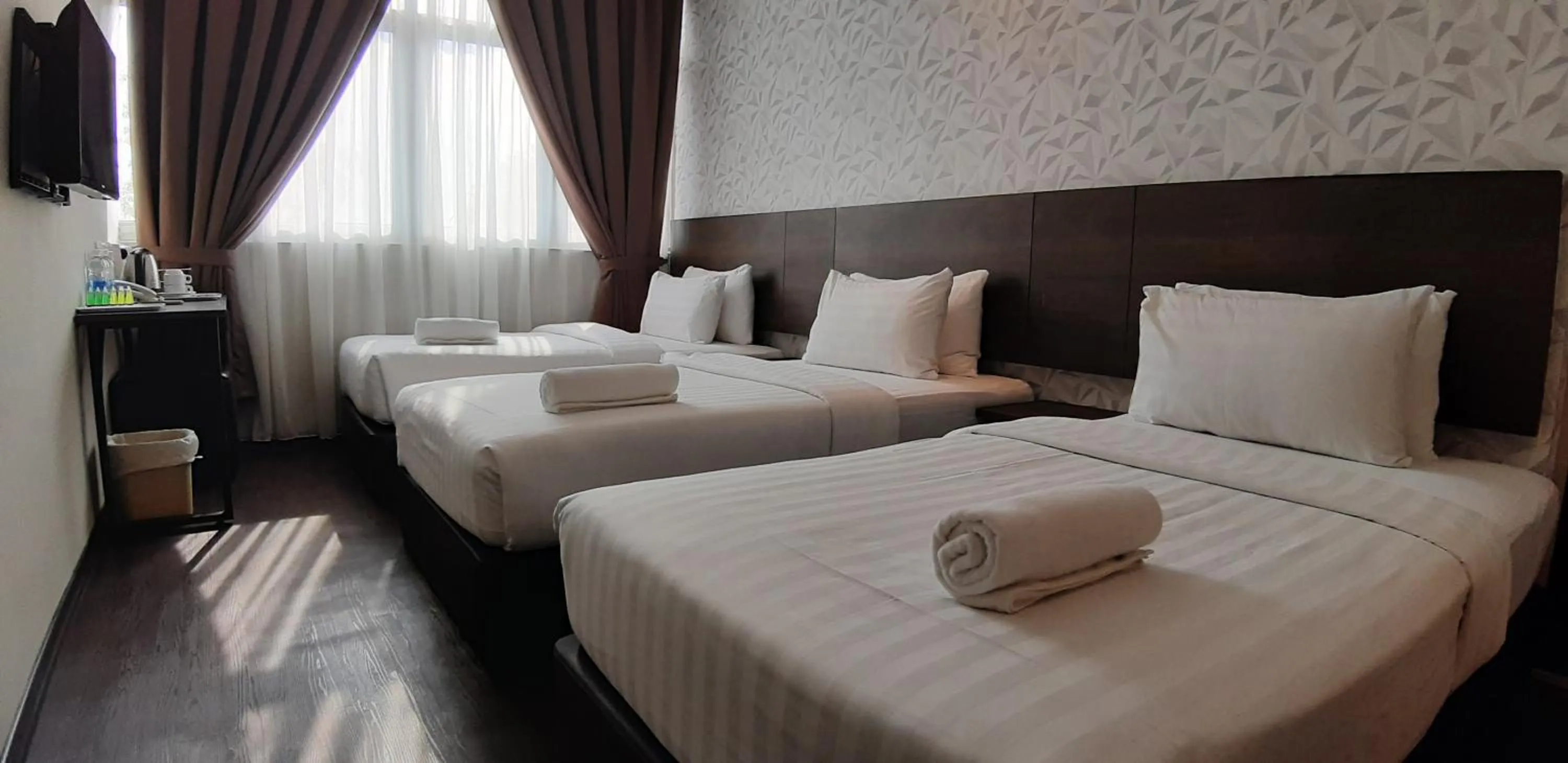 Bed in MIICO Hotel @ Mount Austin