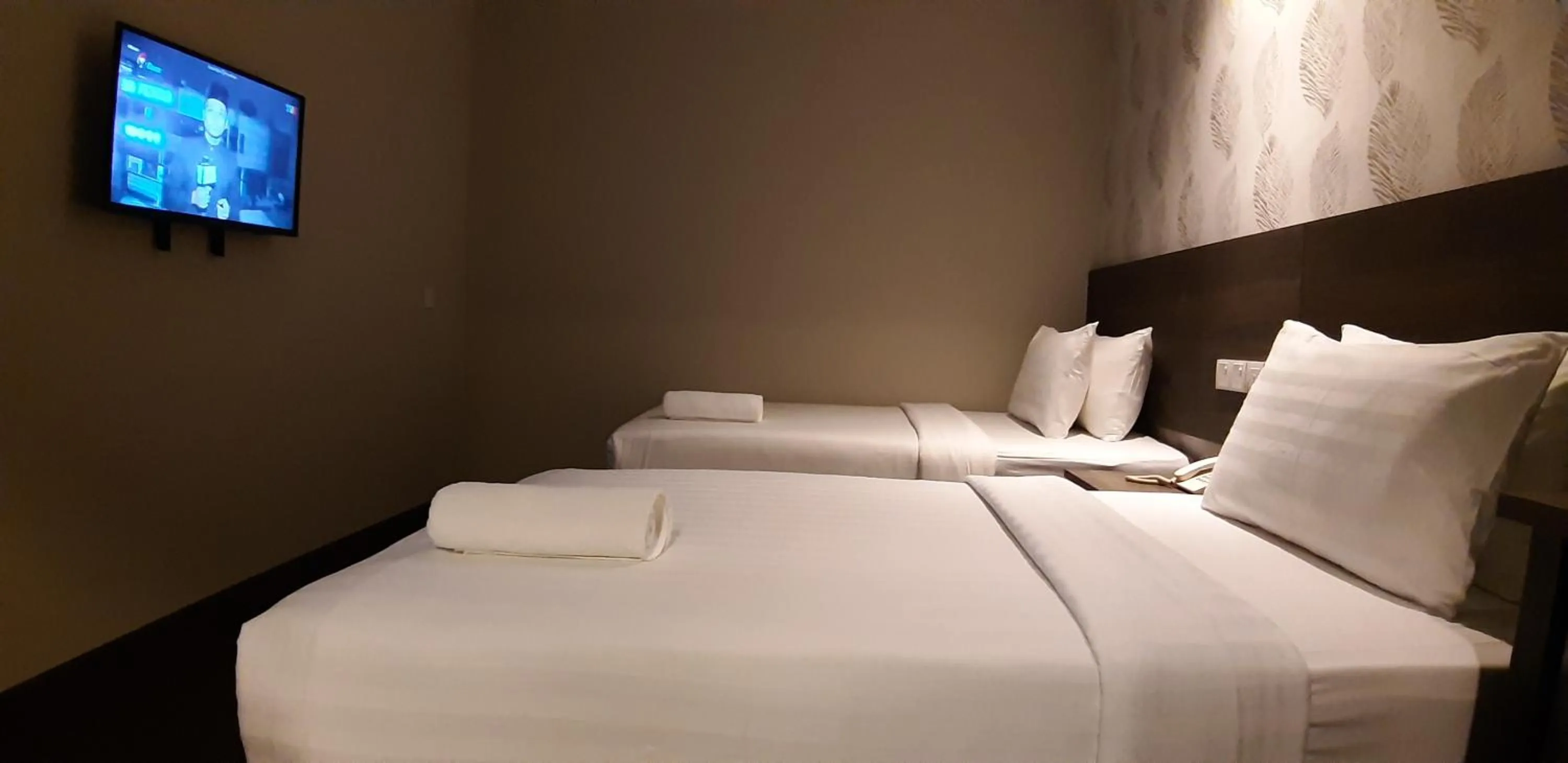 Bed in MIICO Hotel @ Mount Austin