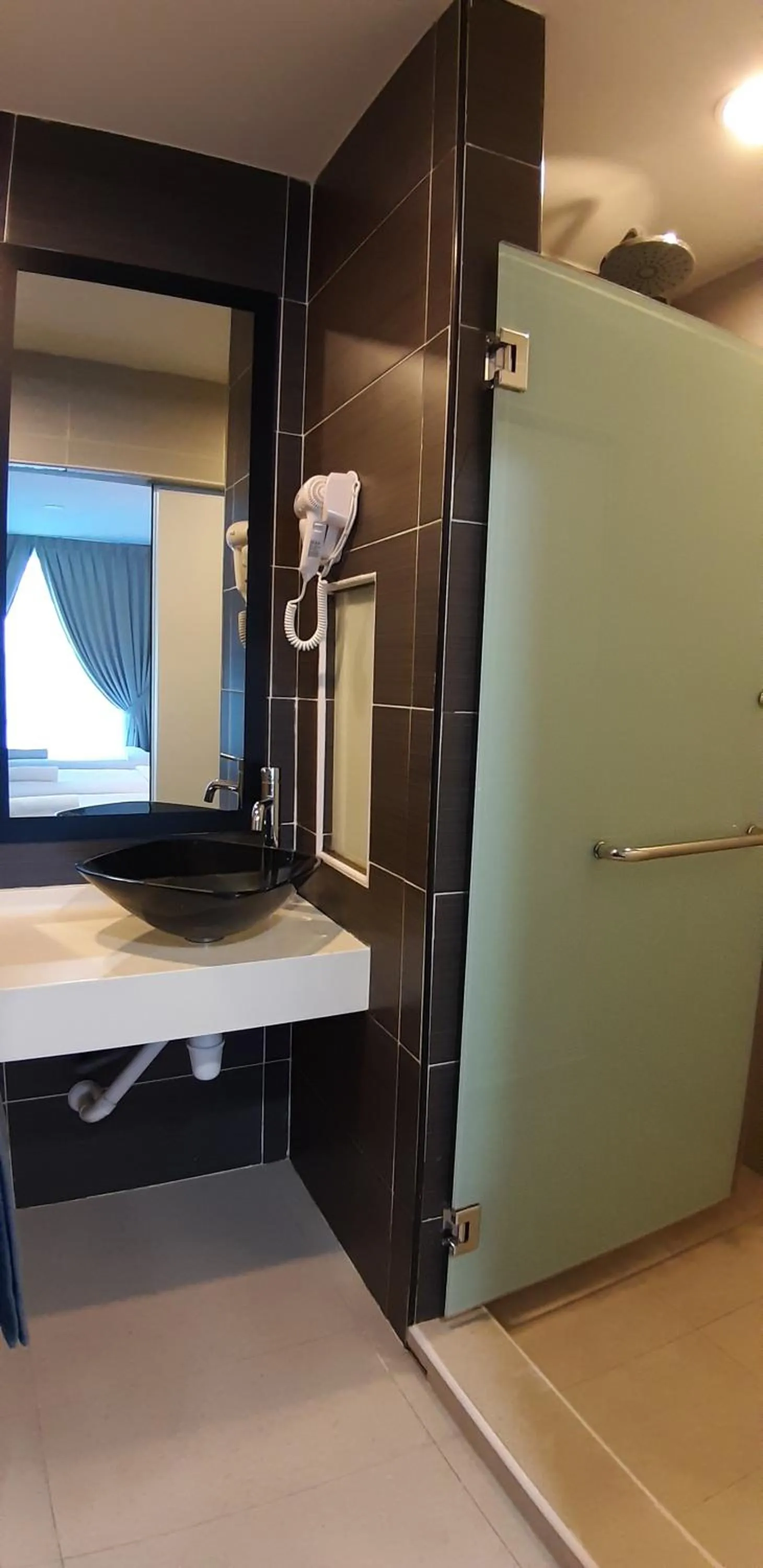 Bathroom in MIICO Hotel @ Mount Austin