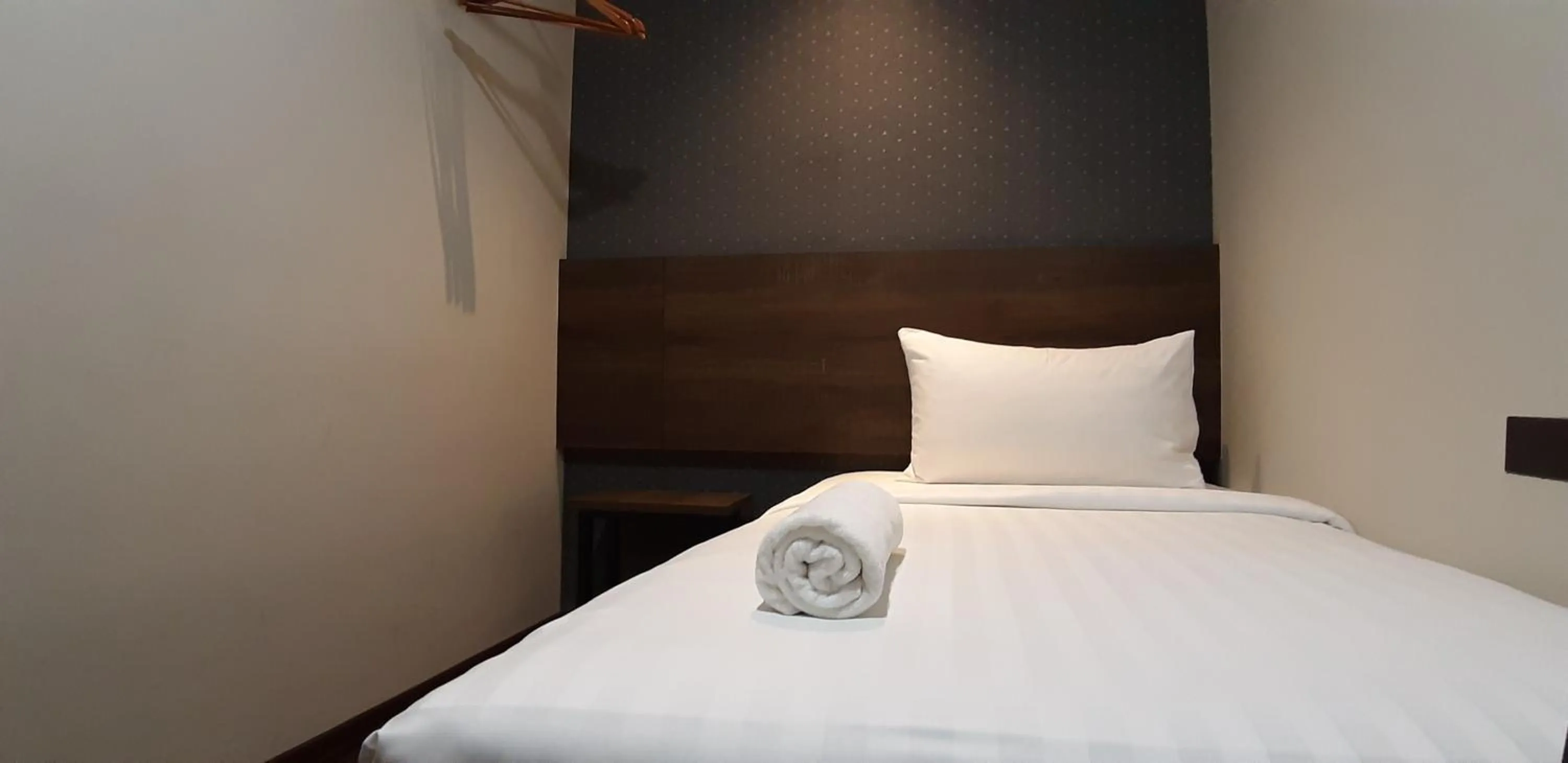 Bed in MIICO Hotel @ Mount Austin