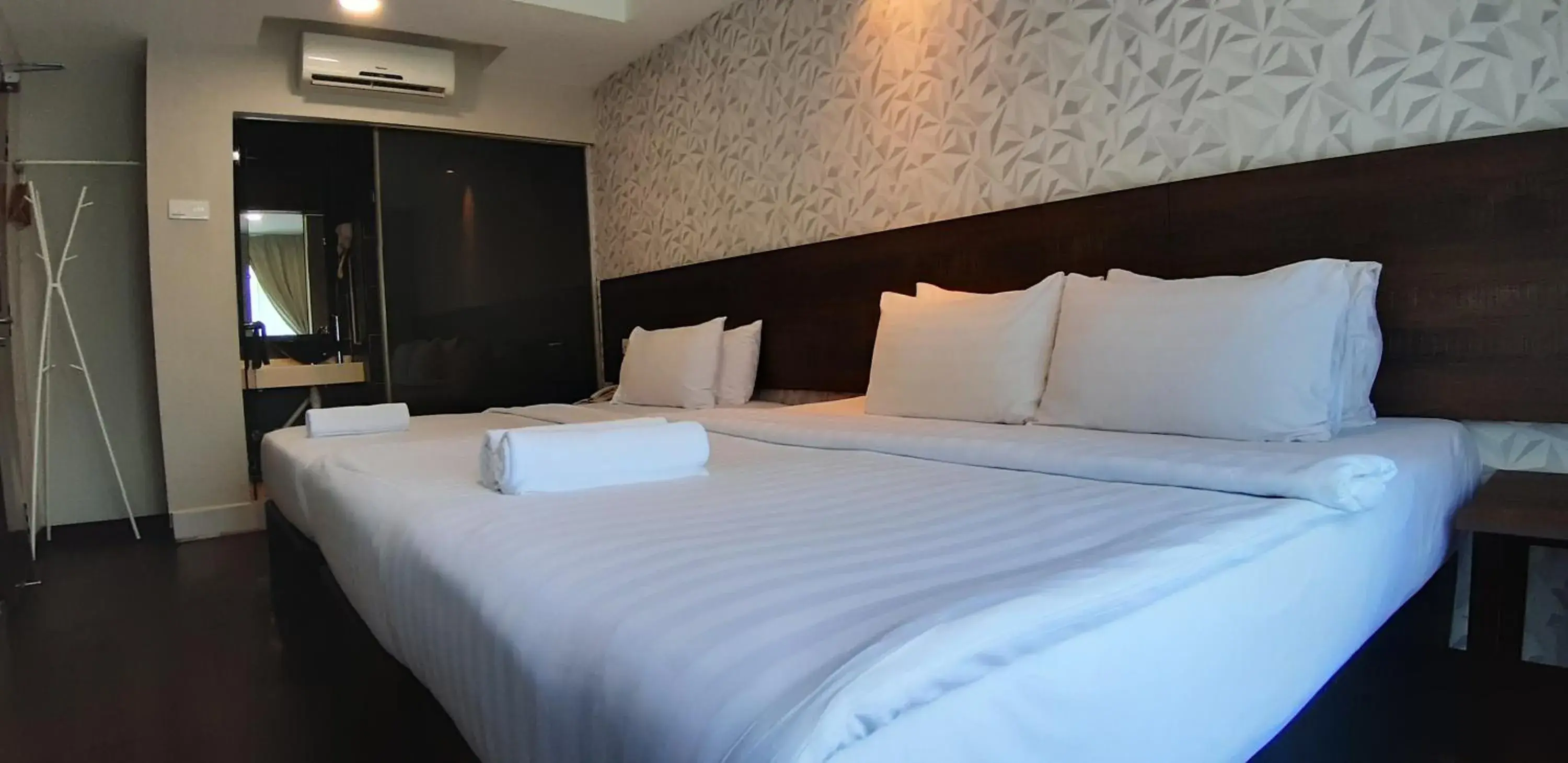 Bed in MIICO Hotel @ Mount Austin Bed in MIICO Hotel @ Mount Austin