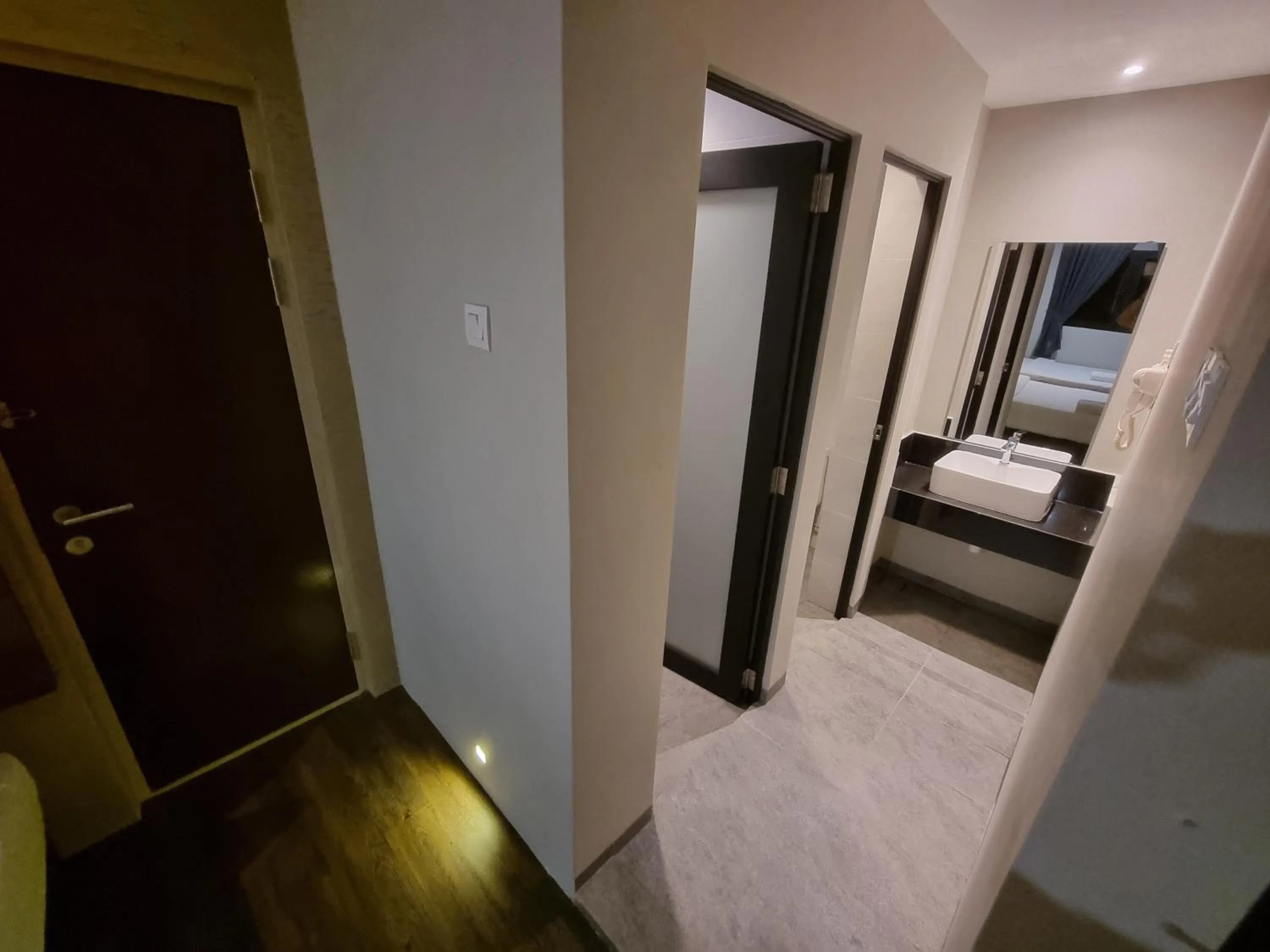 Bathroom, Bed in MIICO Hotel @ Mount Austin