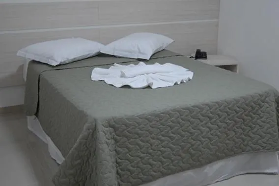 Photo of the whole room, Bed in Catu Palace Hotel