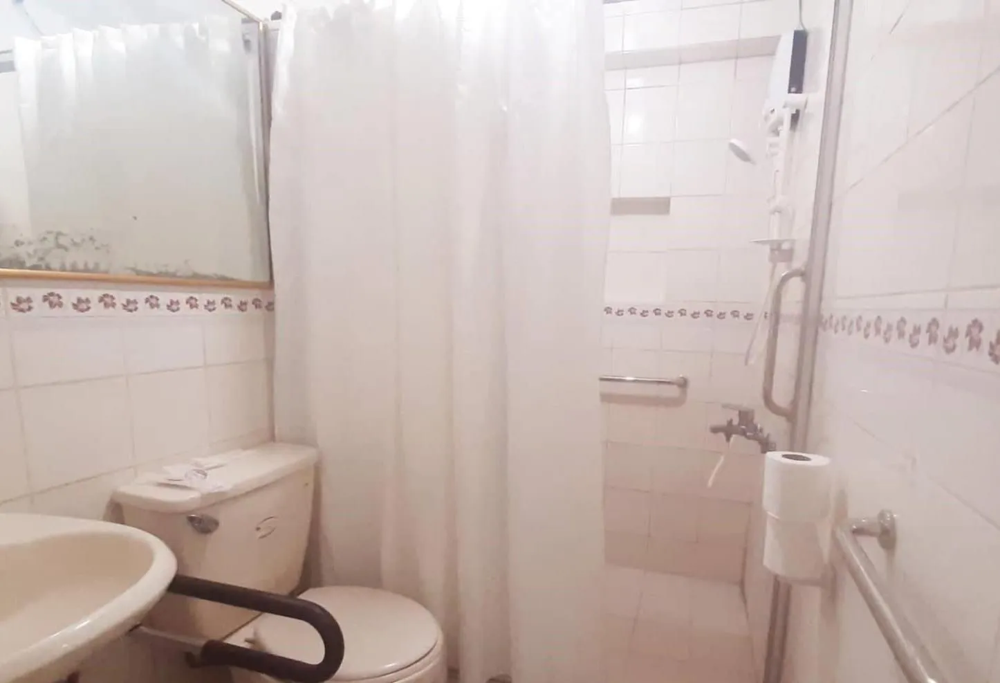 Toilet in Casa Micarosa Hotel