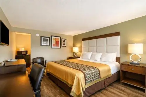 Deluxe Inn & Suites By OYO Miami OK Deluxe Inn & Suites By OYO Miami OK