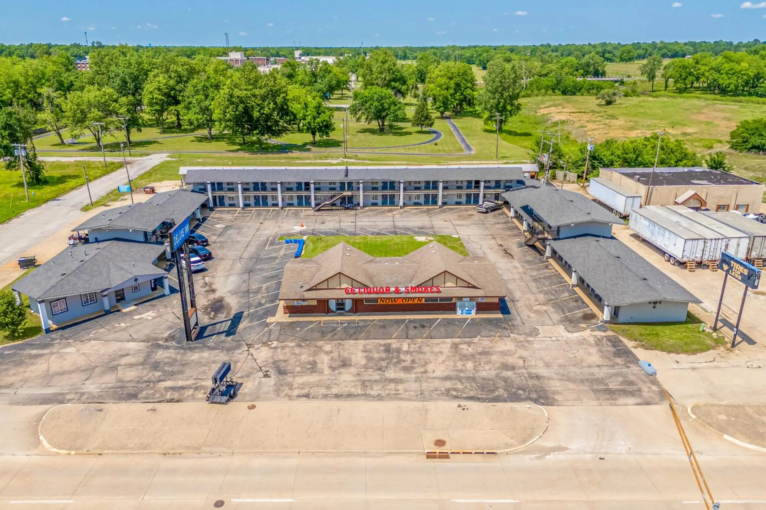 Bird's eye view in Deluxe Inn & Suites By OYO Miami OK Bird's eye view in Deluxe Inn & Suites By OYO Miami OK