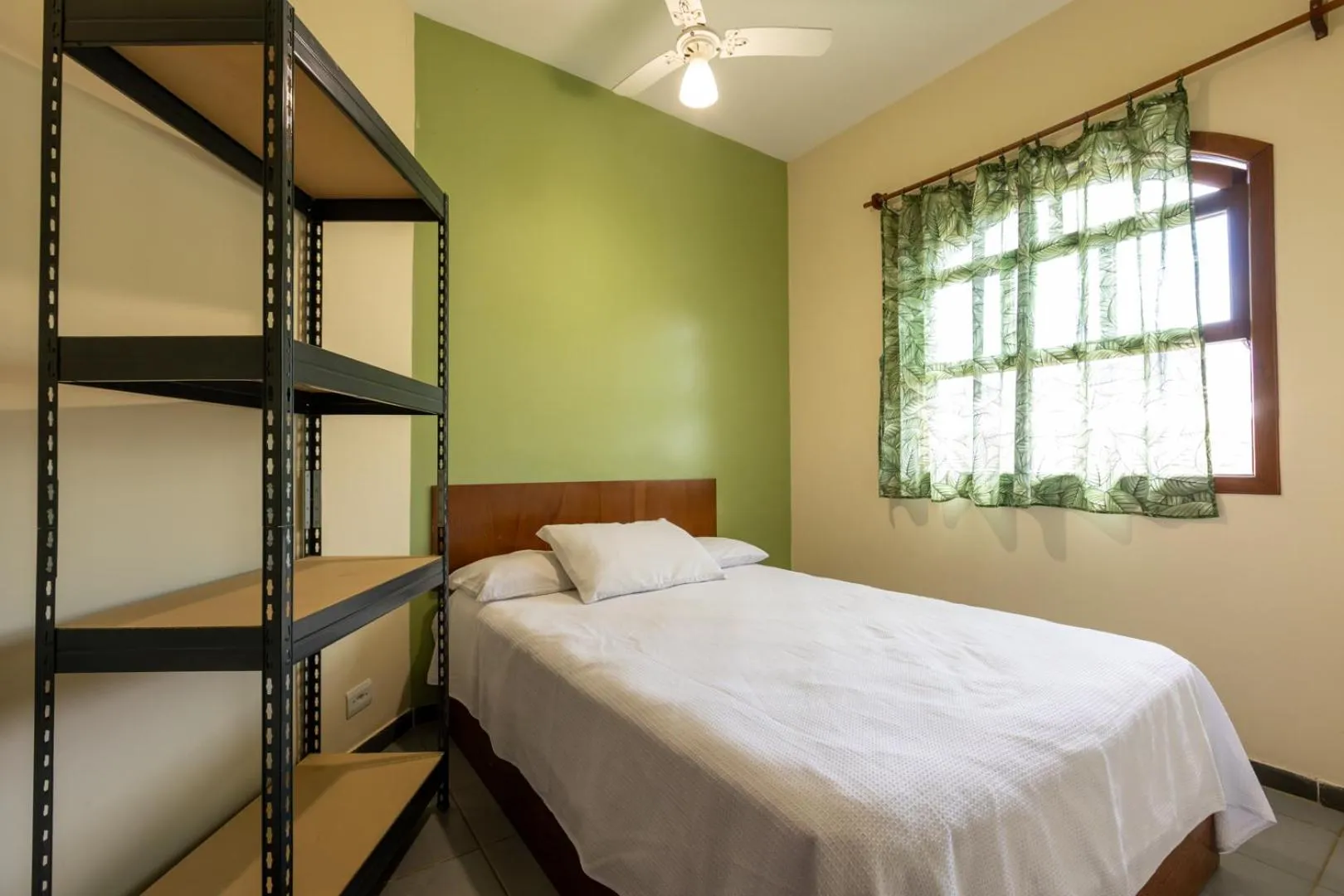 Bedroom, Bed in Chalés Four Seasons