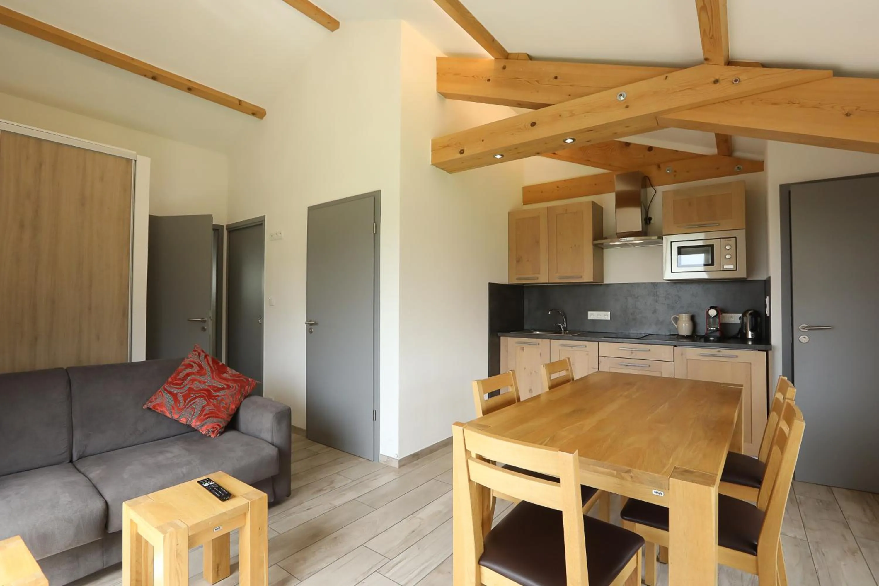 Logis Hotel Spa Restaurant Le Provence