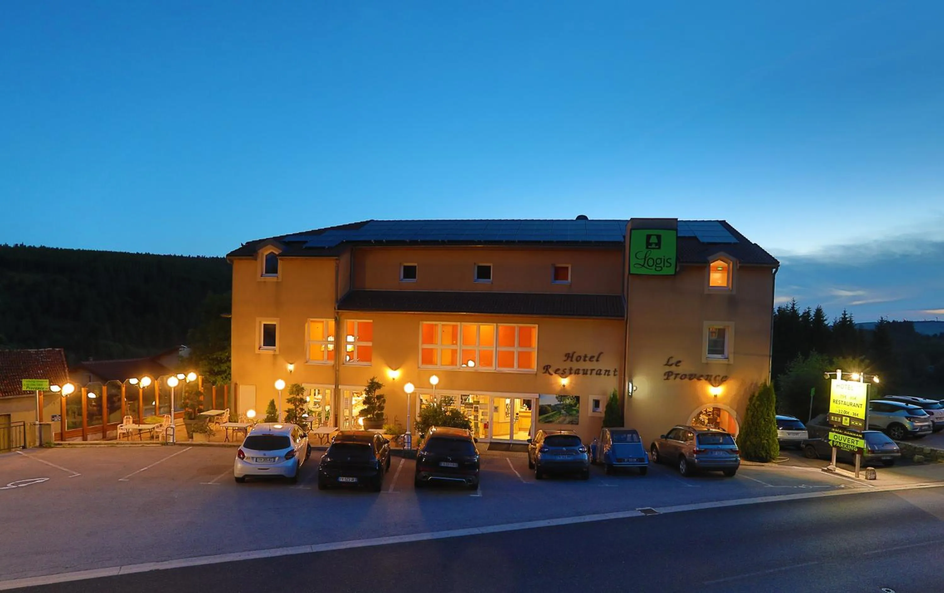 Logis Hotel Spa Restaurant Le Provence