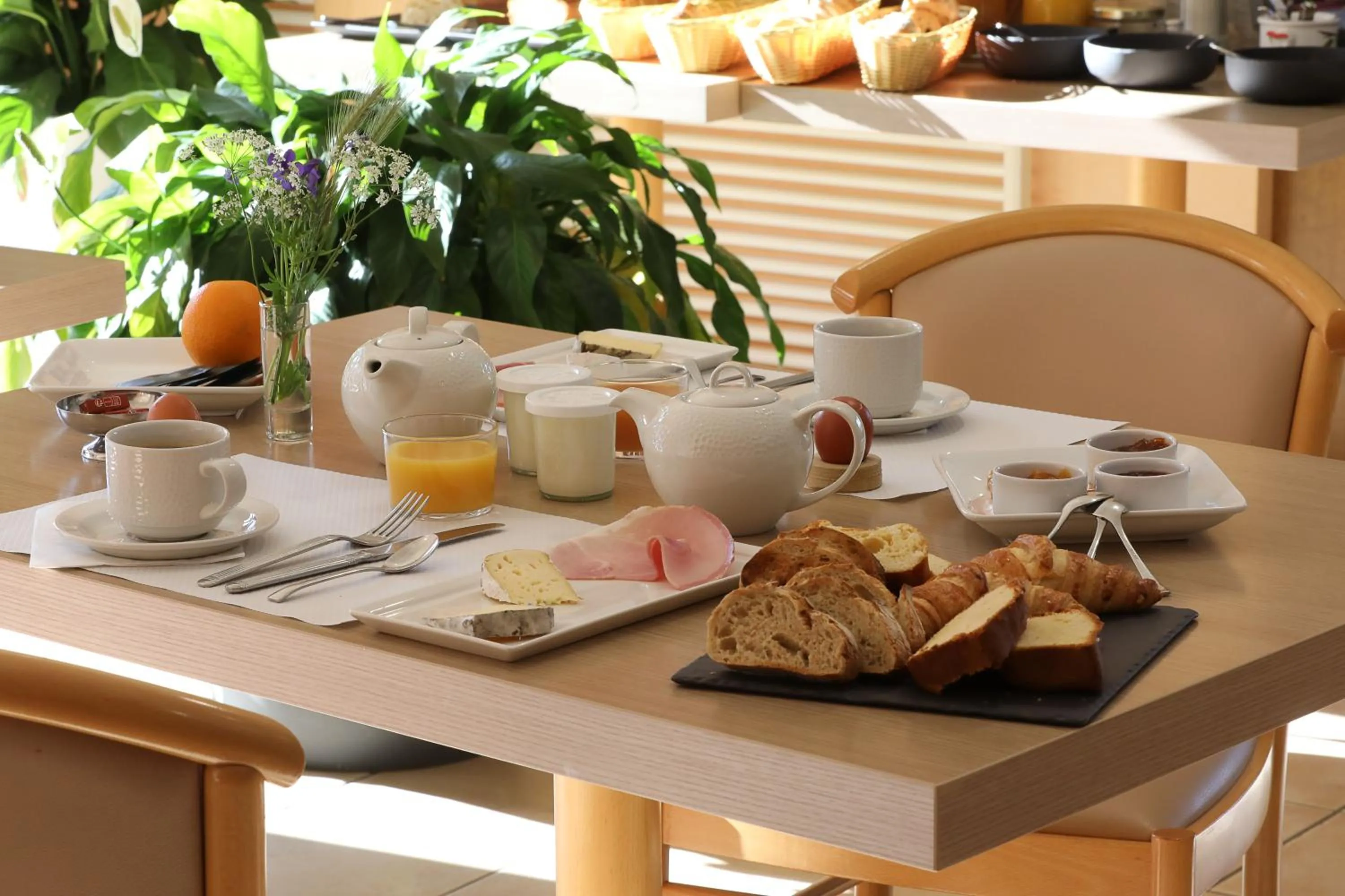 Logis Hotel Spa Restaurant Le Provence