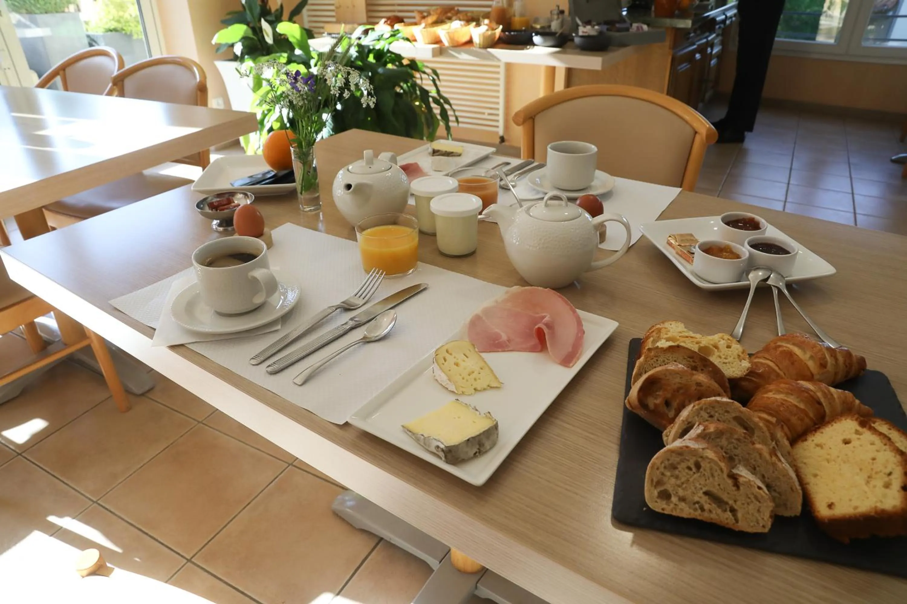 Logis Hotel Spa Restaurant Le Provence