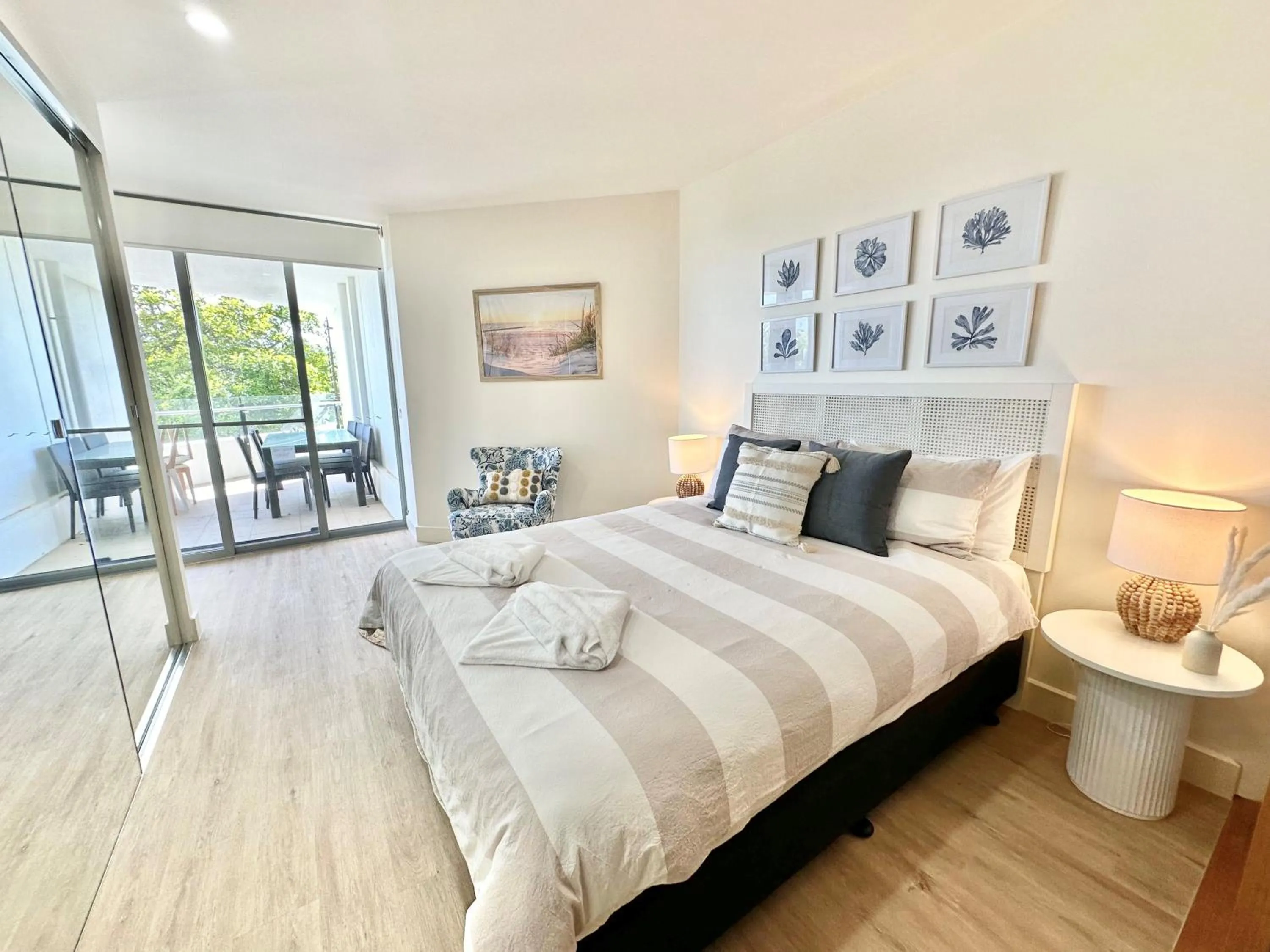 Bedroom, Bed in Cotton Beach Resort - Tweed Coast Holidays ®