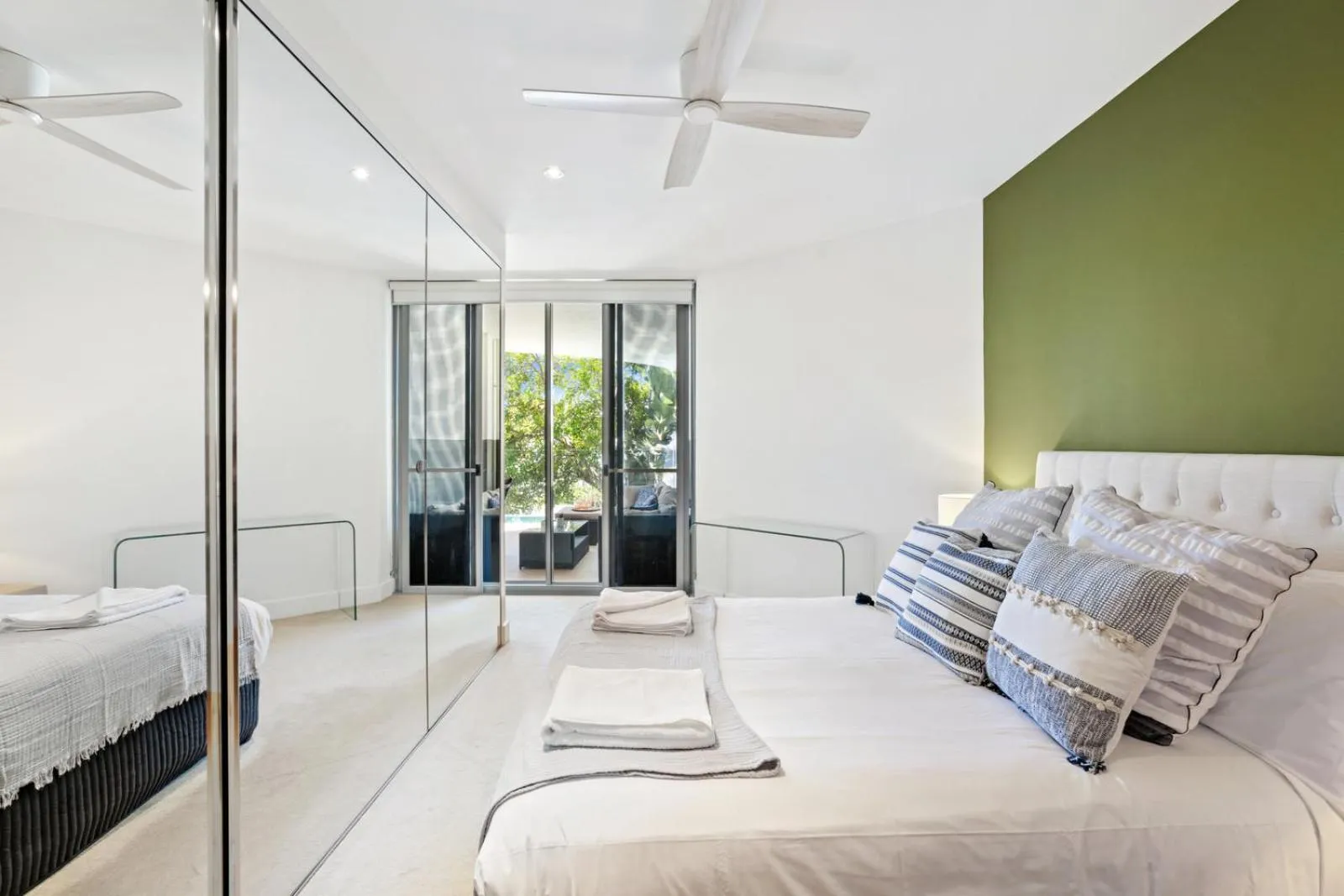 Bedroom, Bed in Cotton Beach Resort - Tweed Coast Holidays ®