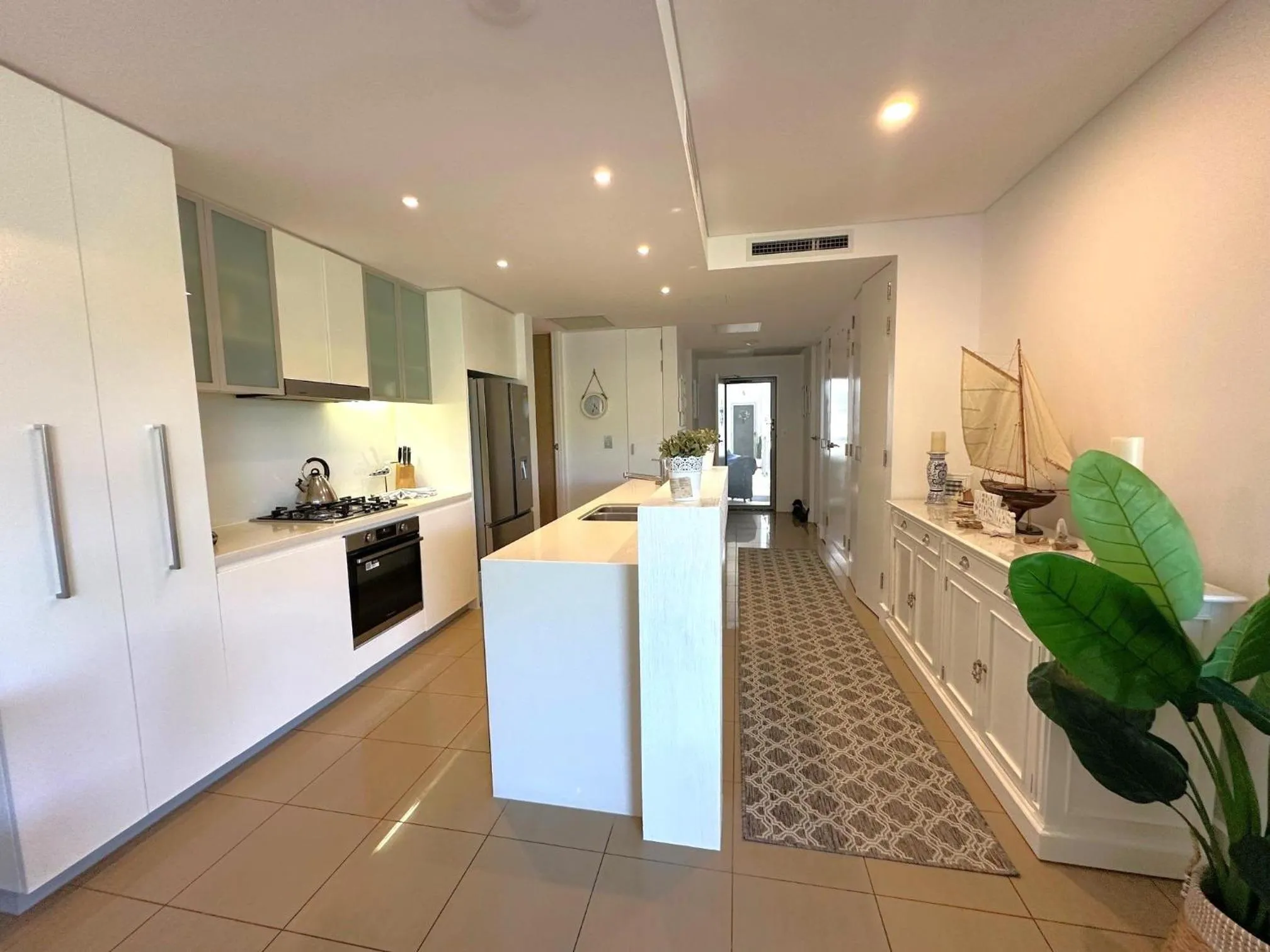 kitchen in Cotton Beach Resort - Tweed Coast Holidays ®