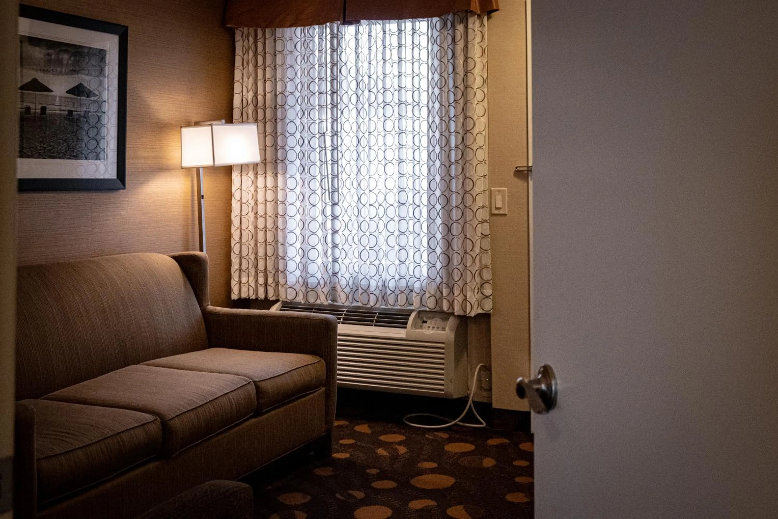 Living room in Best Western Plus Suites Hotel Coronado Island