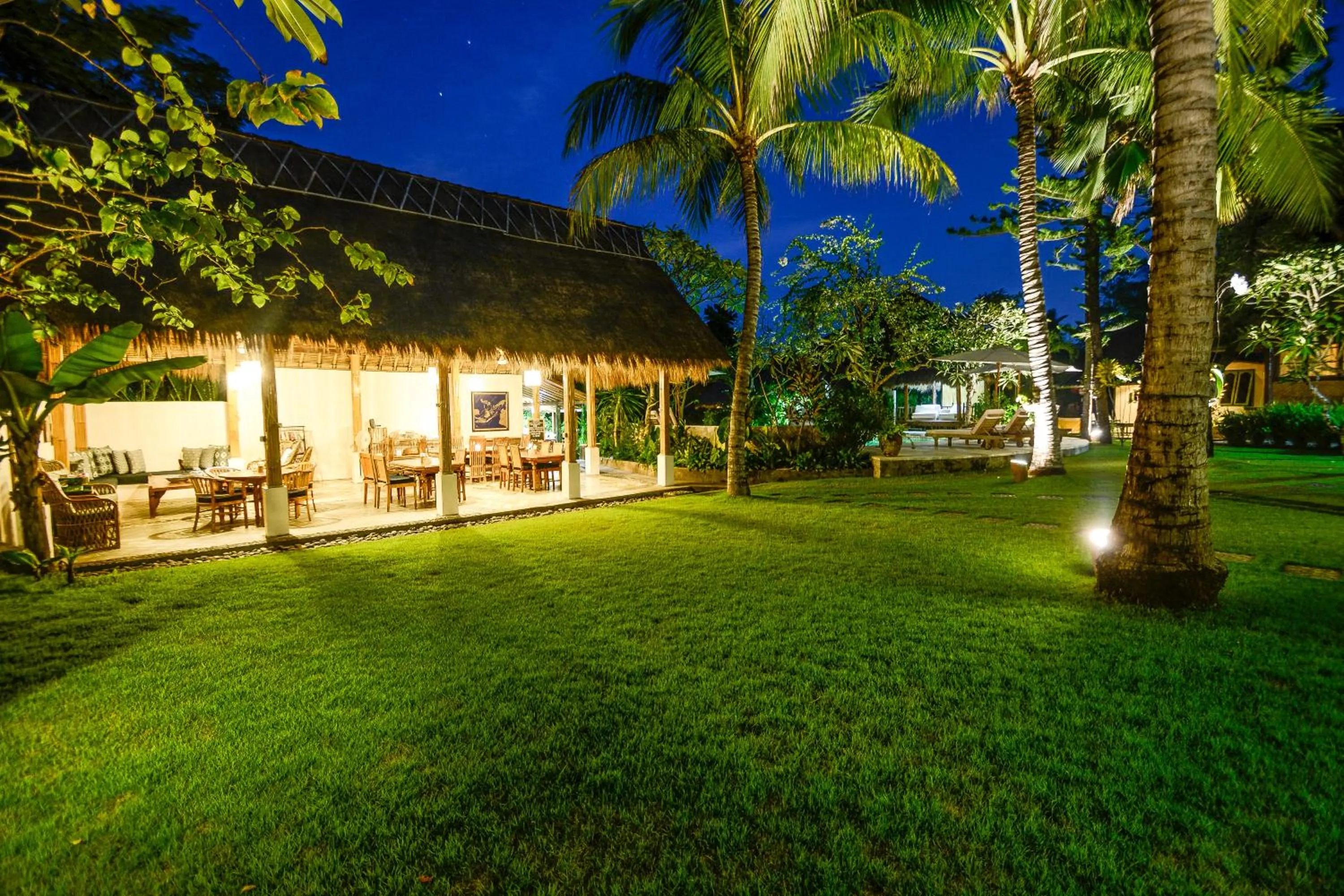 Garden in Aashaya Jasri Resort