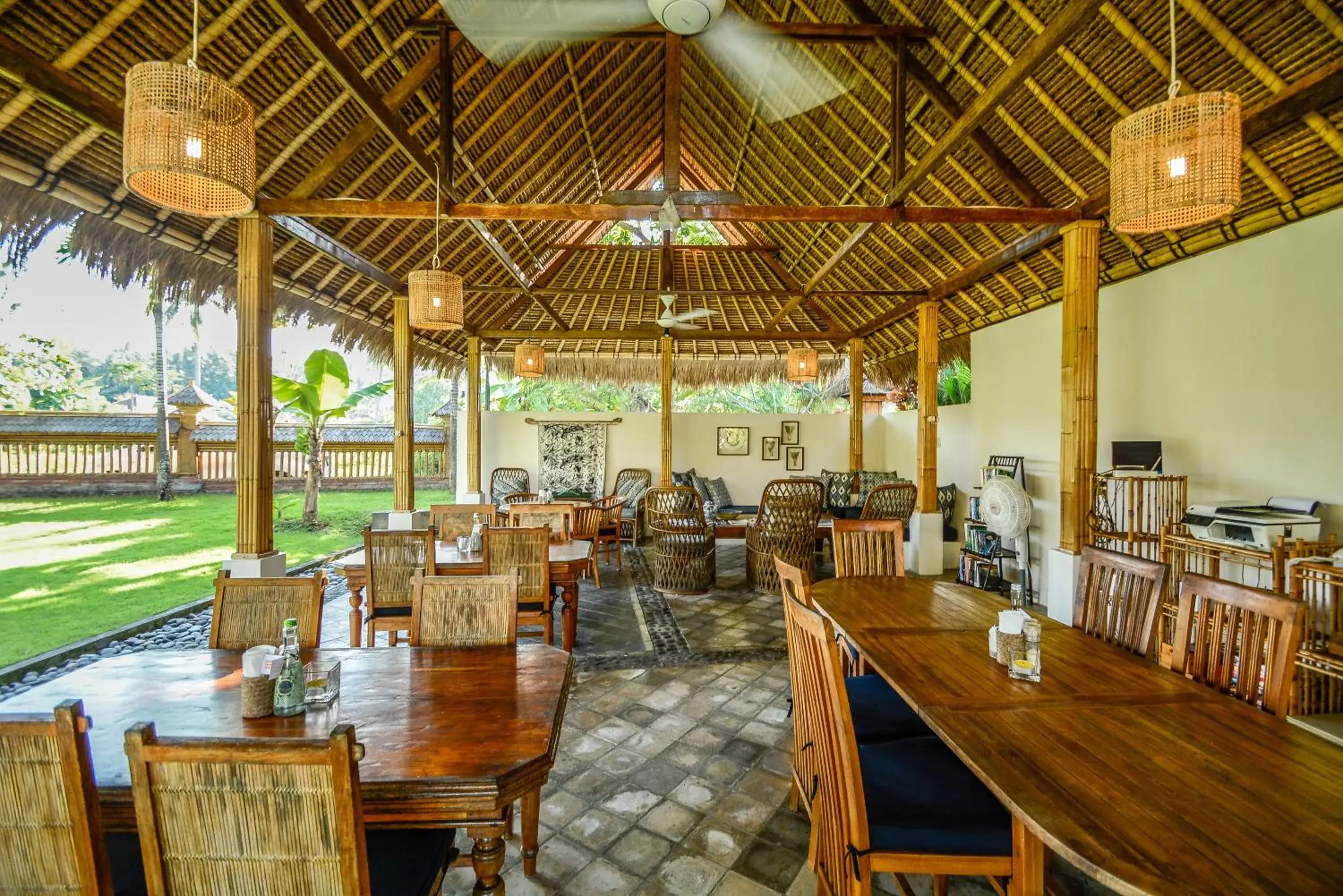 Restaurant/places to eat in Aashaya Jasri Resort Restaurant/places to eat in Aashaya Jasri Resort