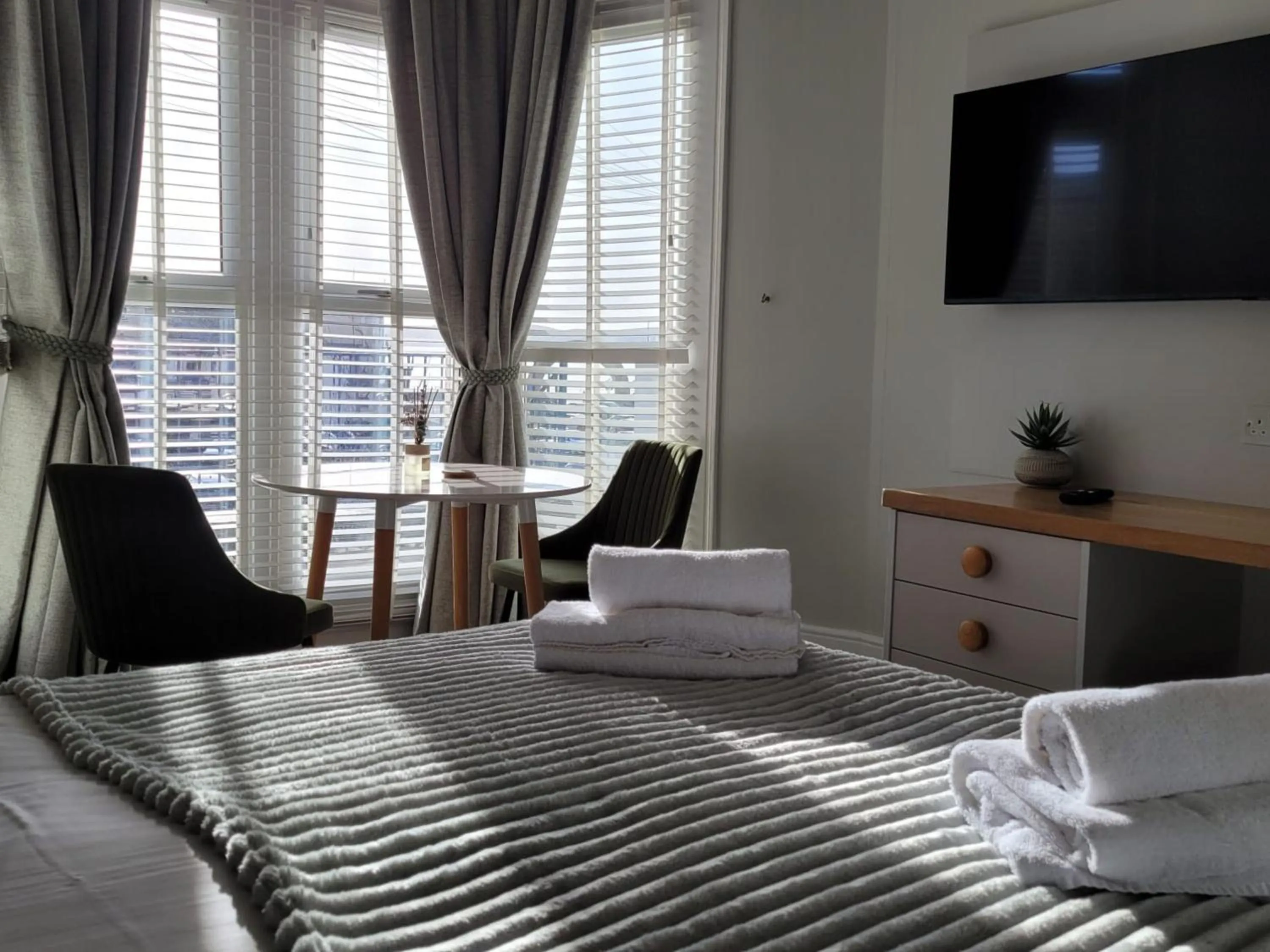 Bed in Harmony Apartments