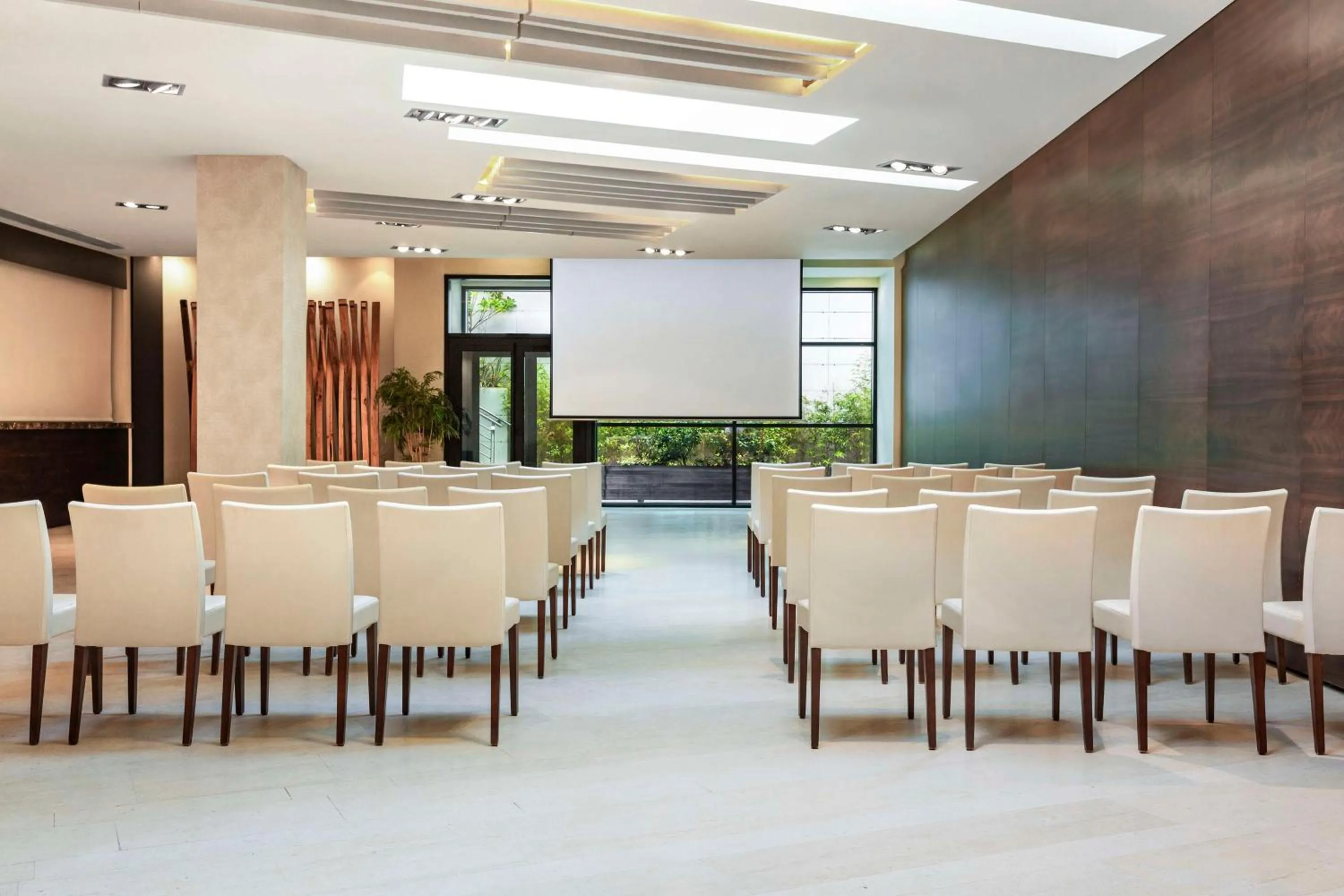 Meeting/conference room in NH Gijón