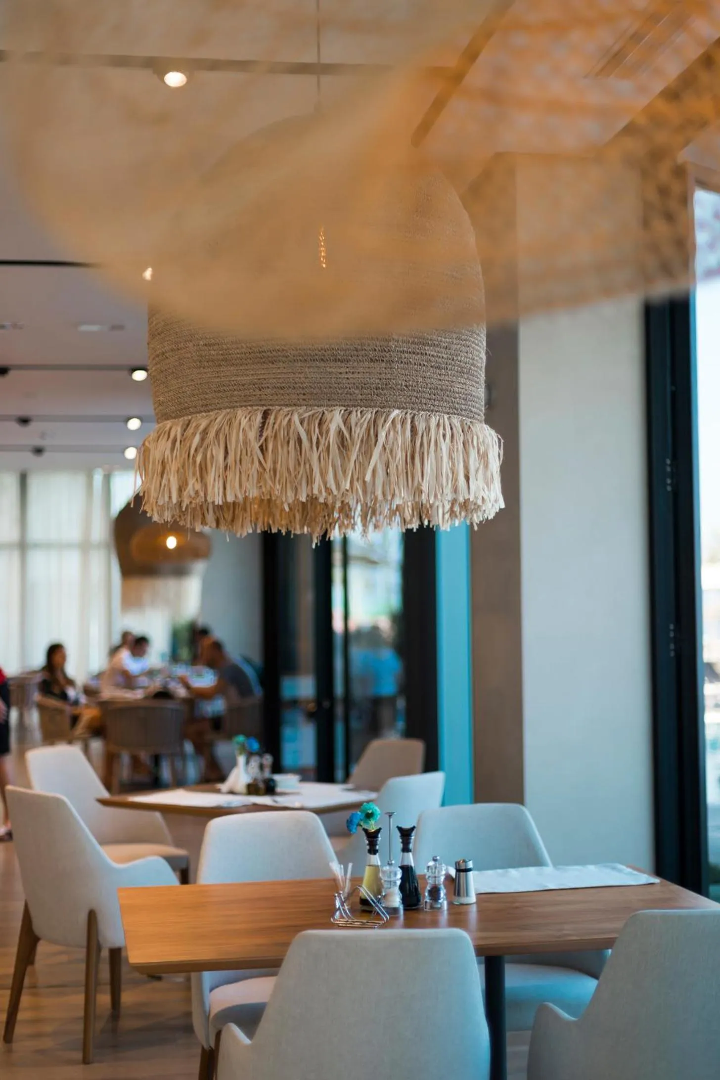 Restaurant/places to eat in Supreme Hotel