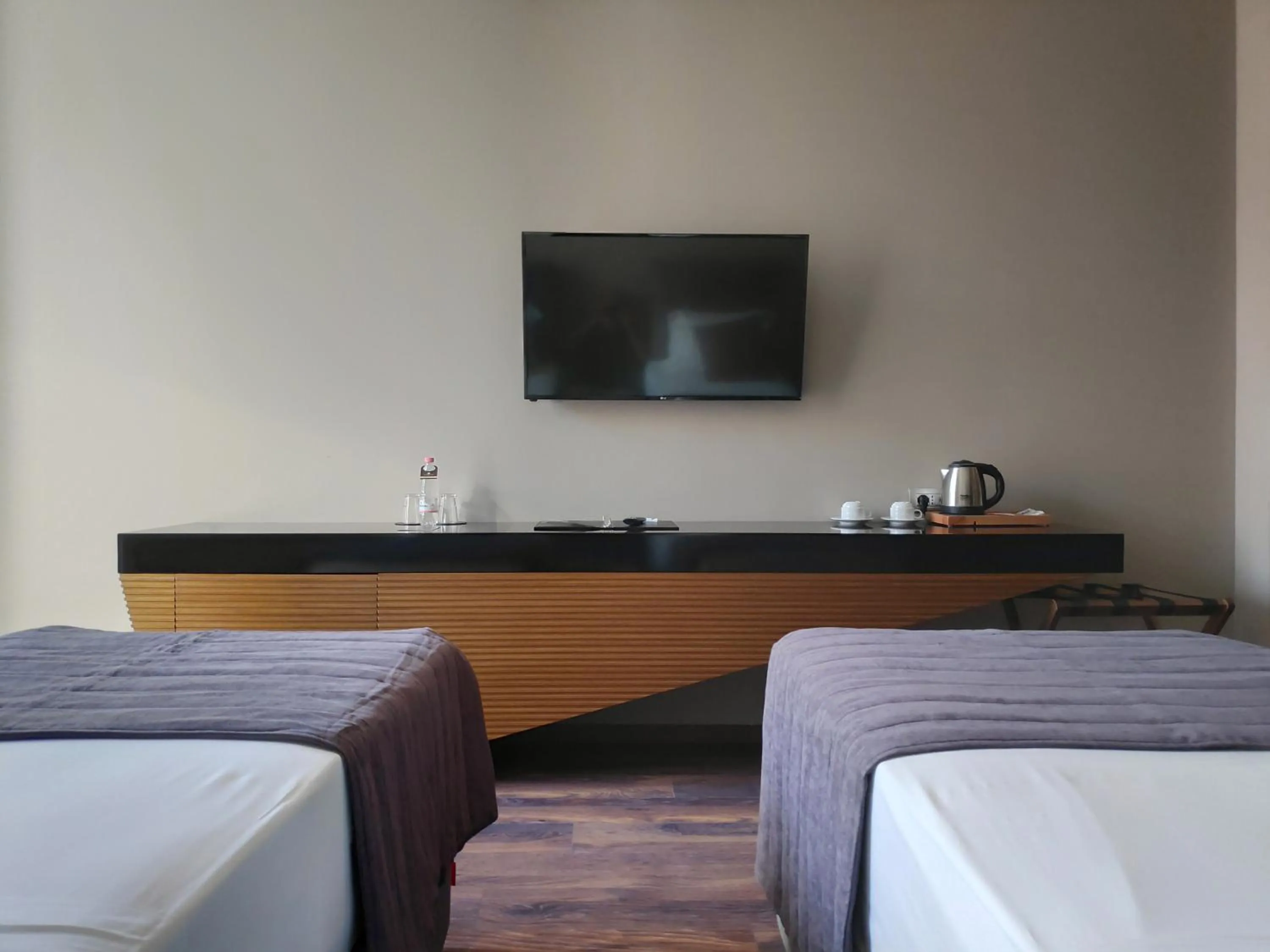 TV and multimedia, Bed in Supreme Hotel