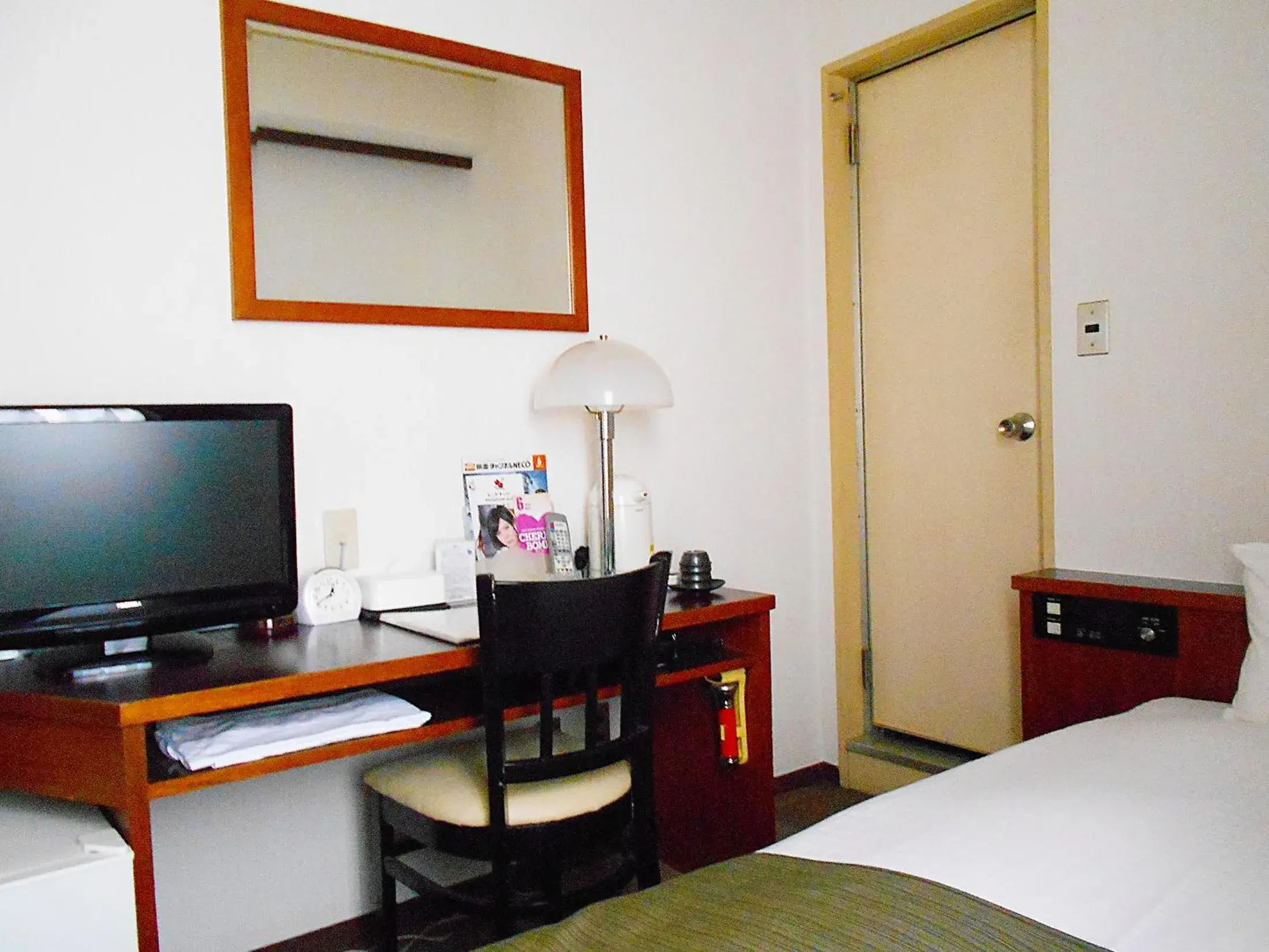 Photo of the whole room, TV/Entertainment Center in Hotel Abest Nagano Ekimae