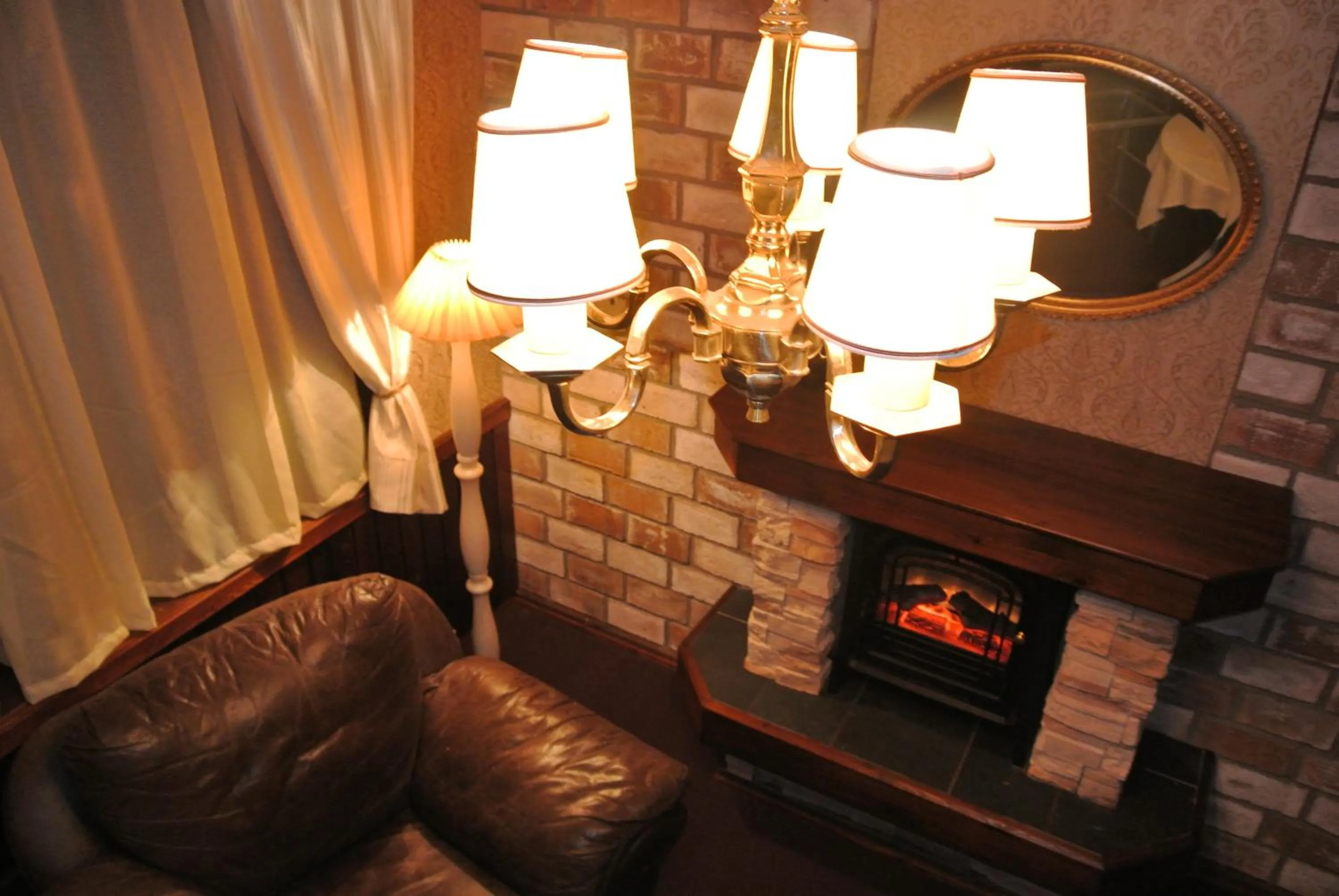 Lounge or bar in Hotelli Iisalmen Seurahuone