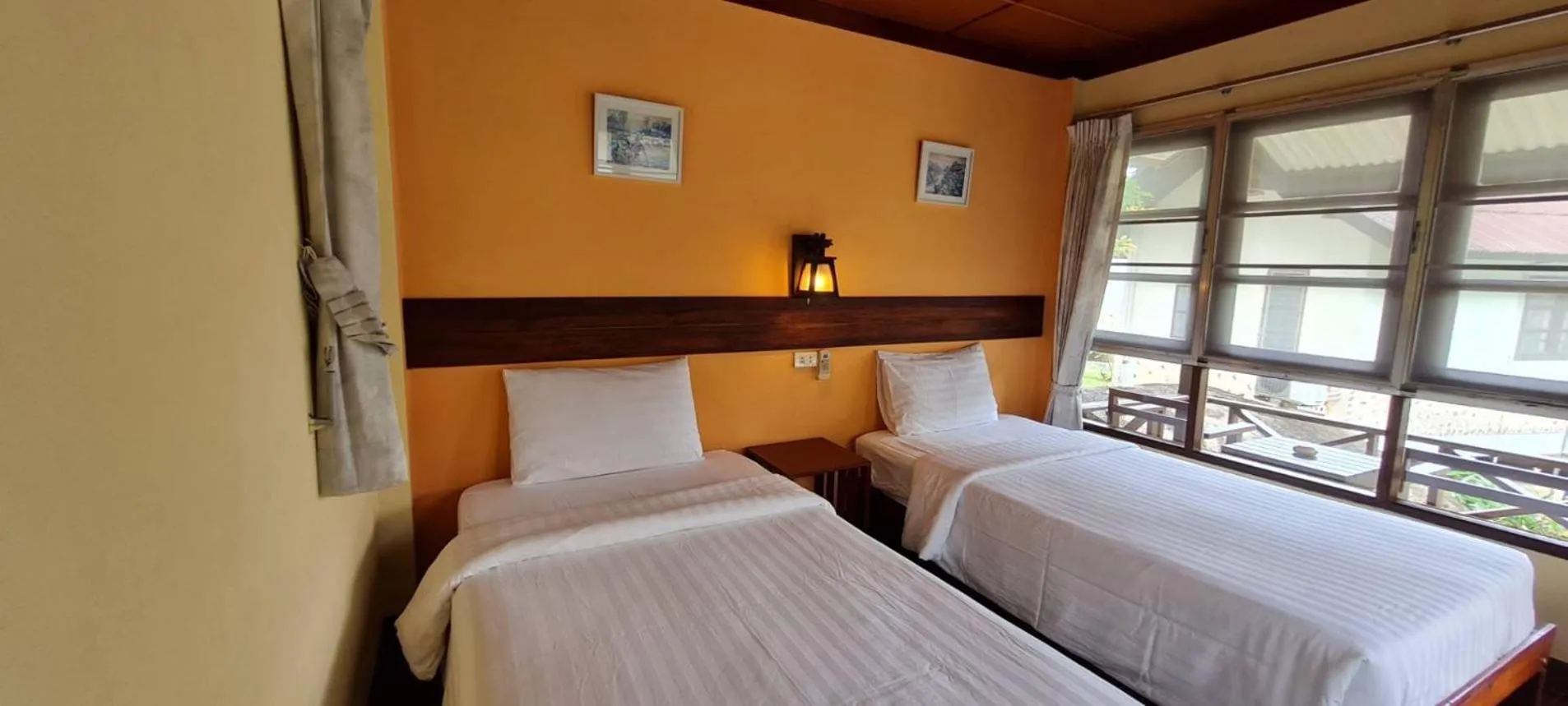 Bed in Sea Scene Resort