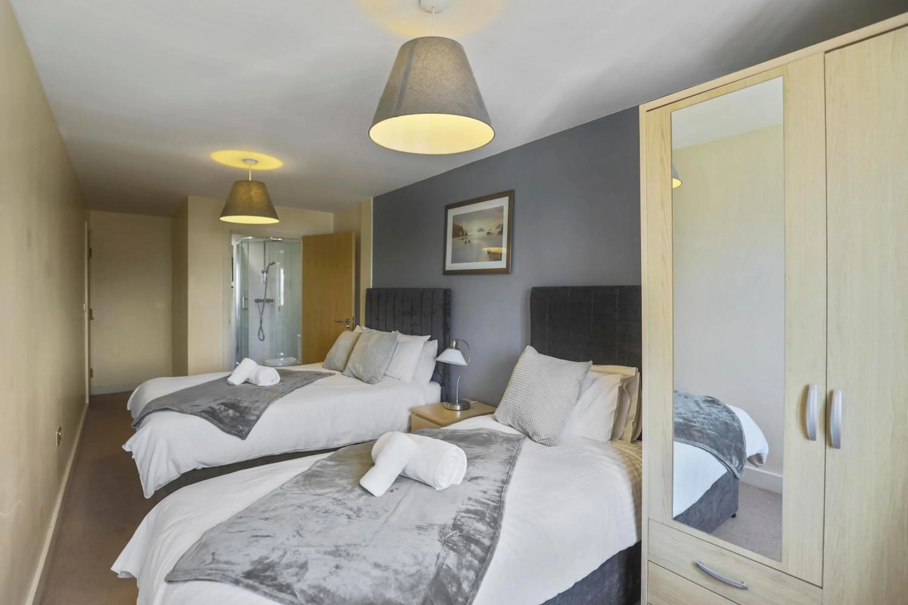 Bedroom, Bed in UR STAY Apartments Leicester