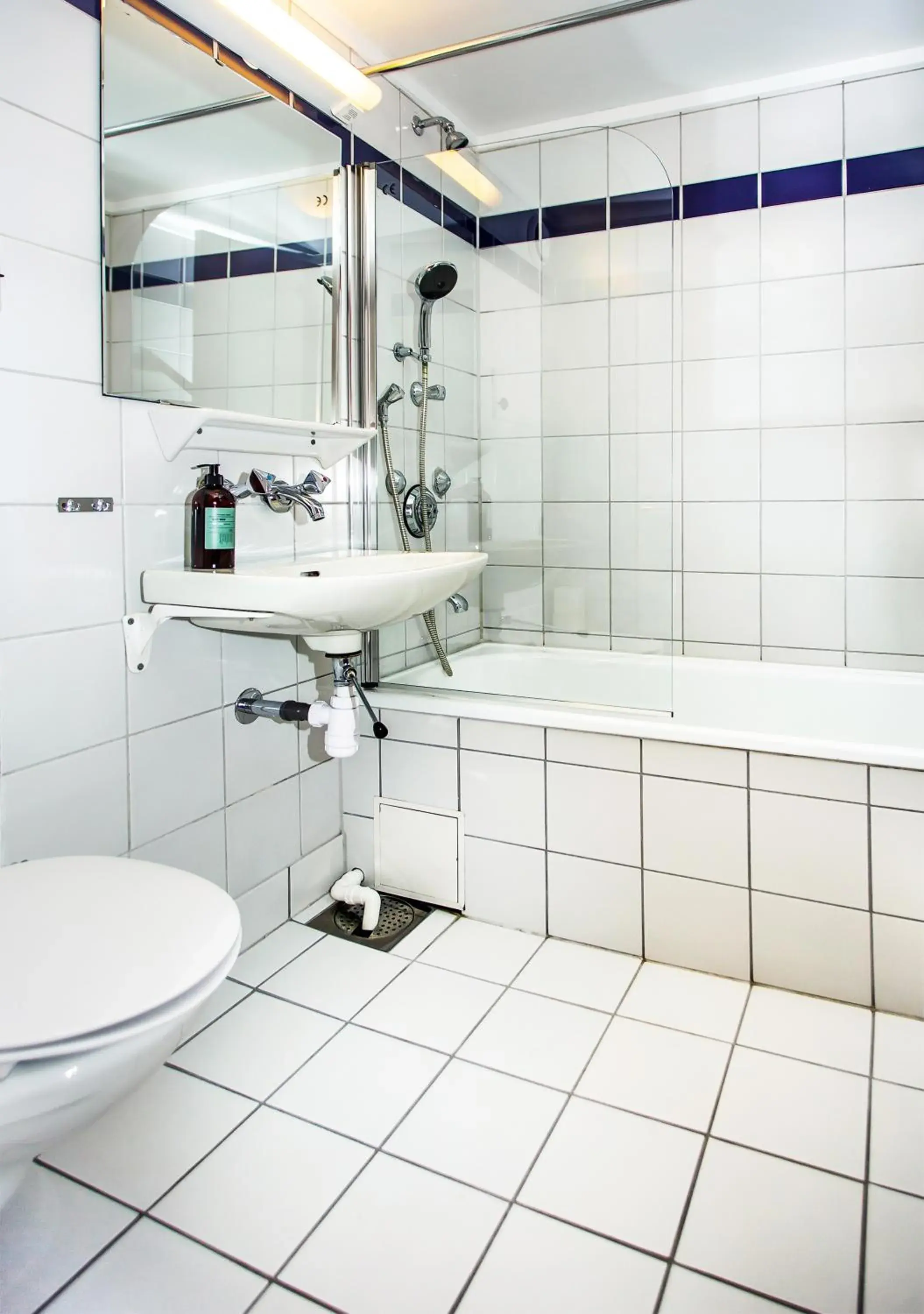 Standard Twin Room in Lindstrøm Hotel Standard Twin Room in Lindstrøm Hotel