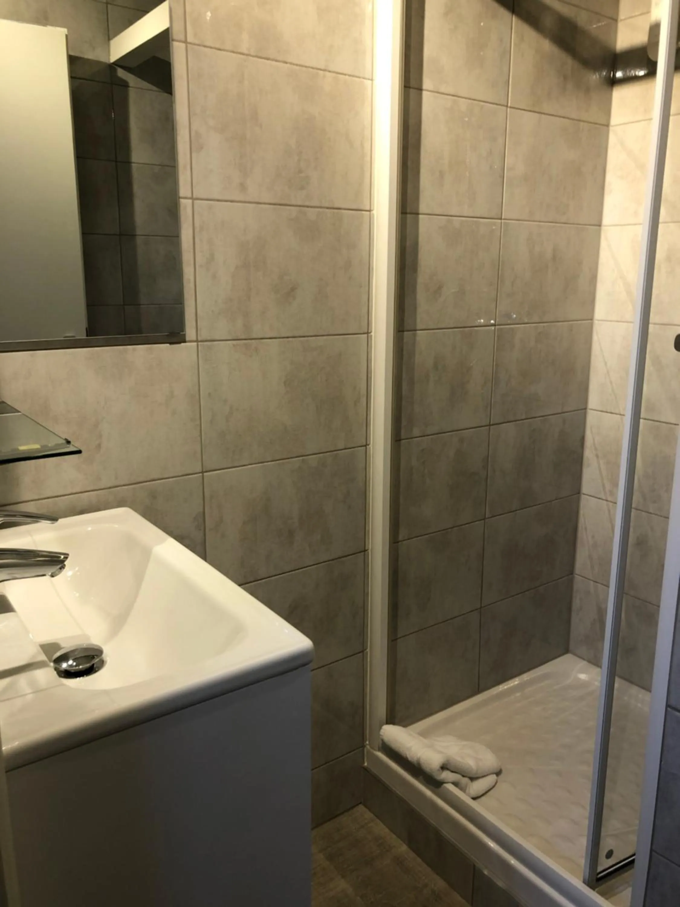 Bathroom in Hotel SPA Au Cheval Blanc