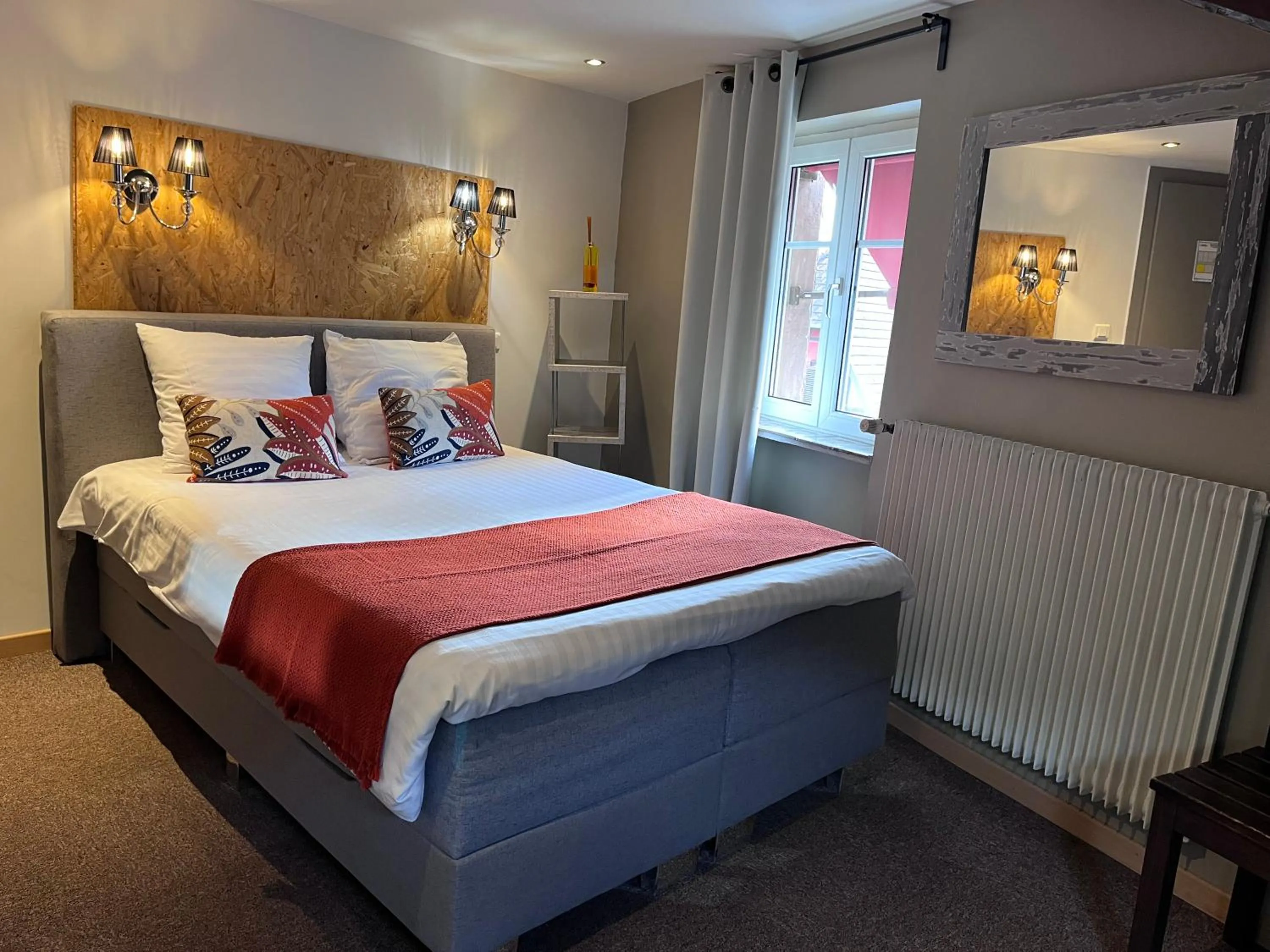 Bedroom, Bed in Hotel SPA Au Cheval Blanc