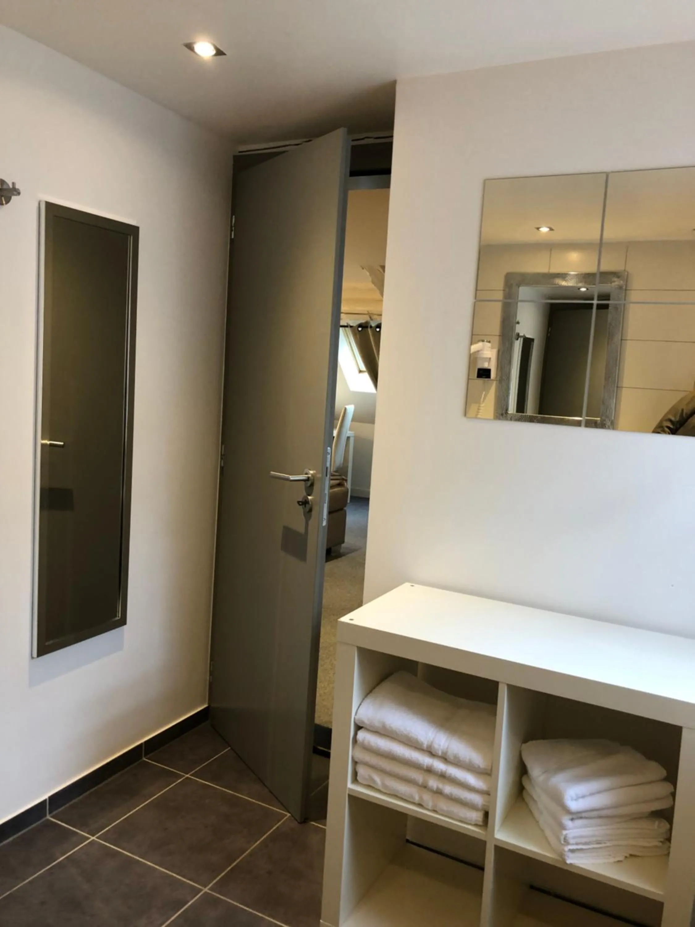 Bathroom in Hotel SPA Au Cheval Blanc