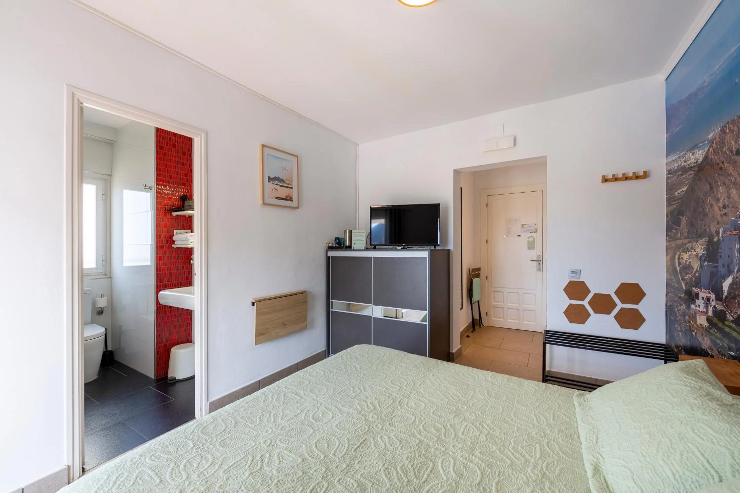 Photo of the whole room, Bed in Boutique Hotel El Olivar