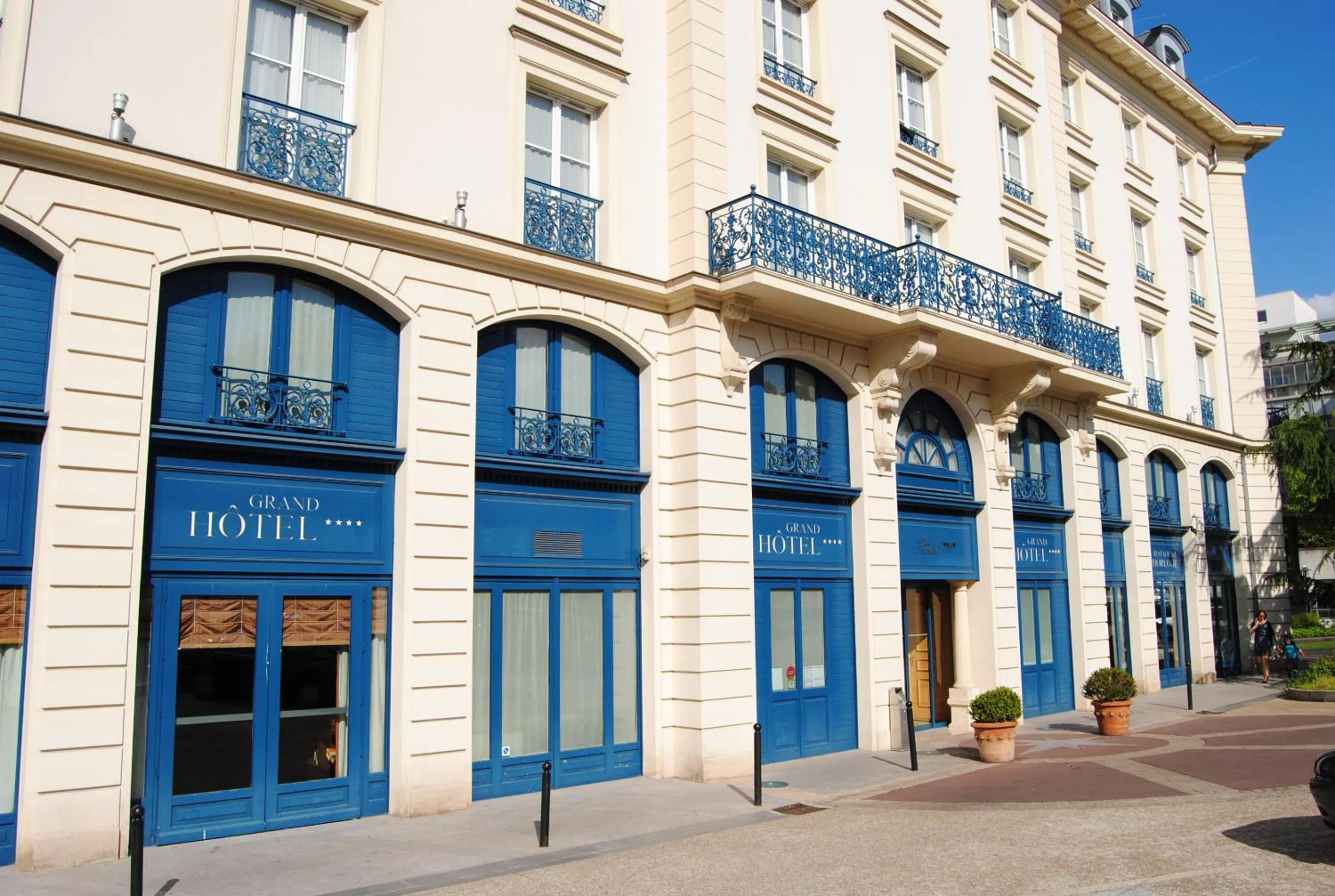 Facade/entrance in Résidence du Grand Hôtel