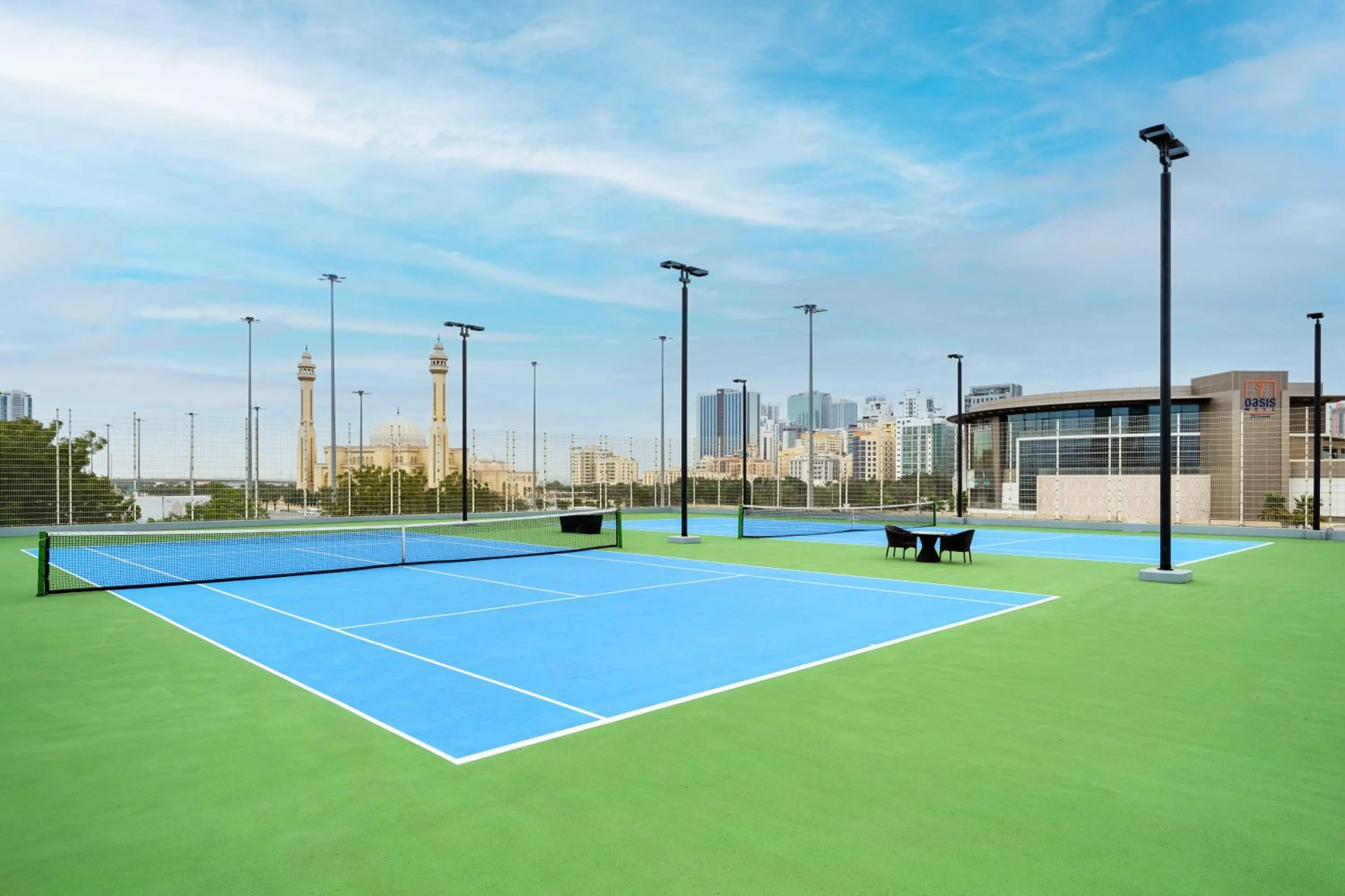 Tennis court in Gulf Executive Residence