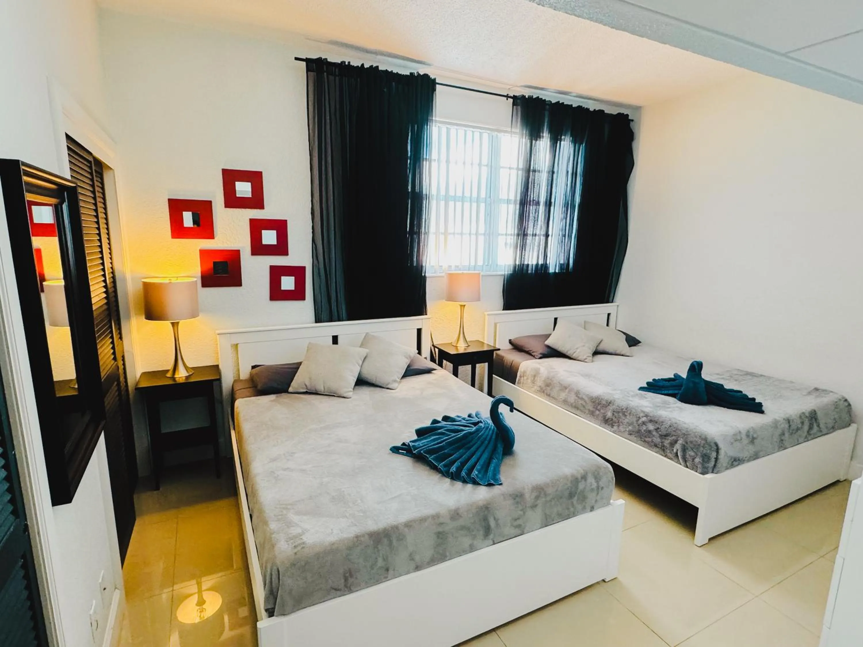 Bed in Hallandale Condo, Partial Ocean View Direct Beach and Pool Access Hollywood Beach