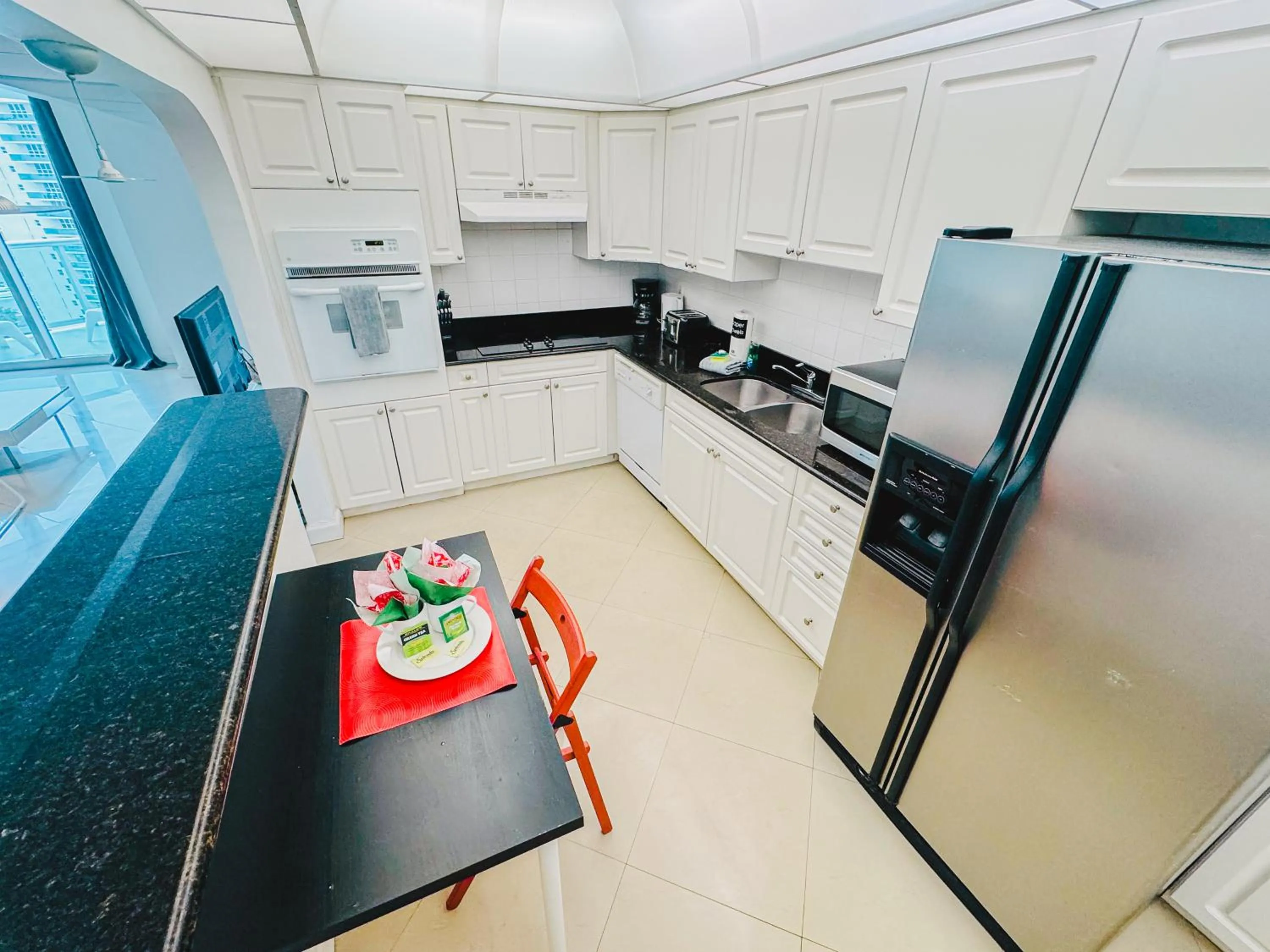 Hallandale Condo, Partial Ocean View Direct Beach and Pool Access Hollywood Beach