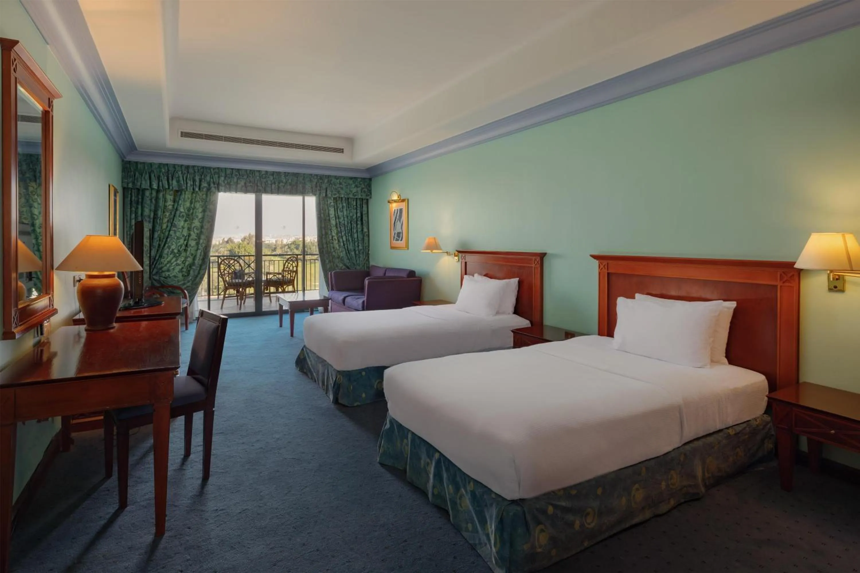 Bed in Hilton Pyramids Golf