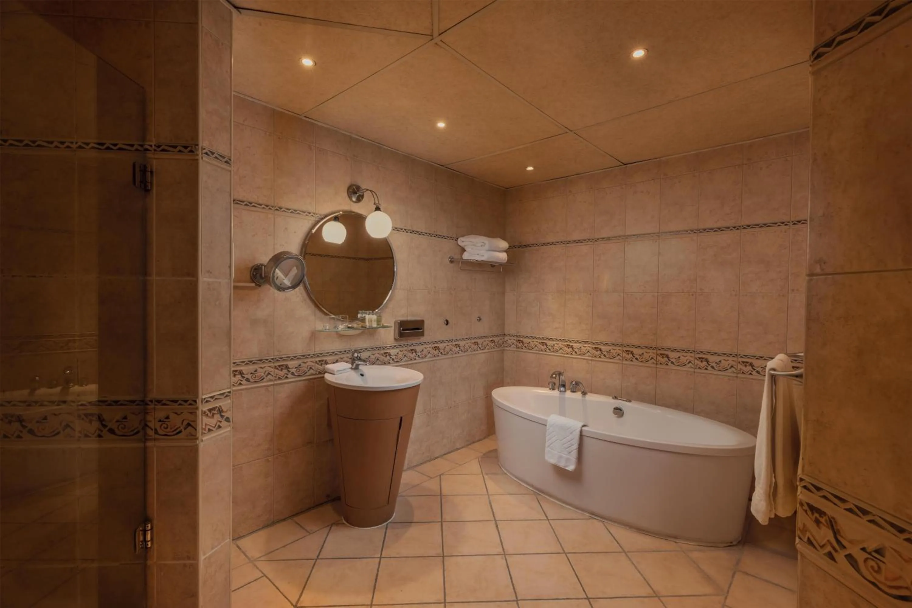 Bathroom in Hilton Pyramids Golf