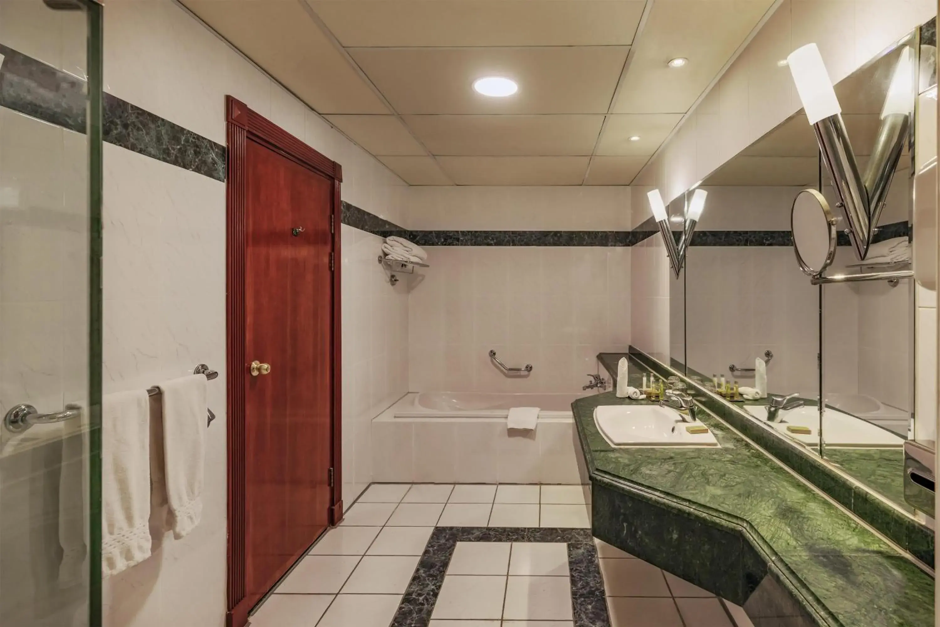 Bathroom in Hilton Pyramids Golf Bathroom in Hilton Pyramids Golf