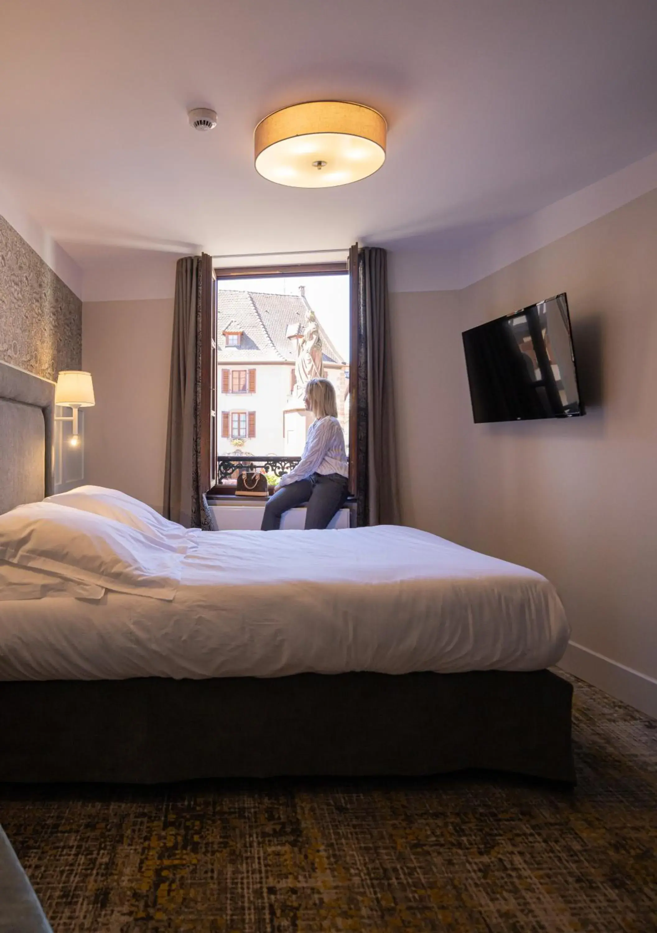 Superior Double Room with View in Logis Hôtel-Restaurant du Mouton Superior Double Room with View in Logis Hôtel-Restaurant du Mouton