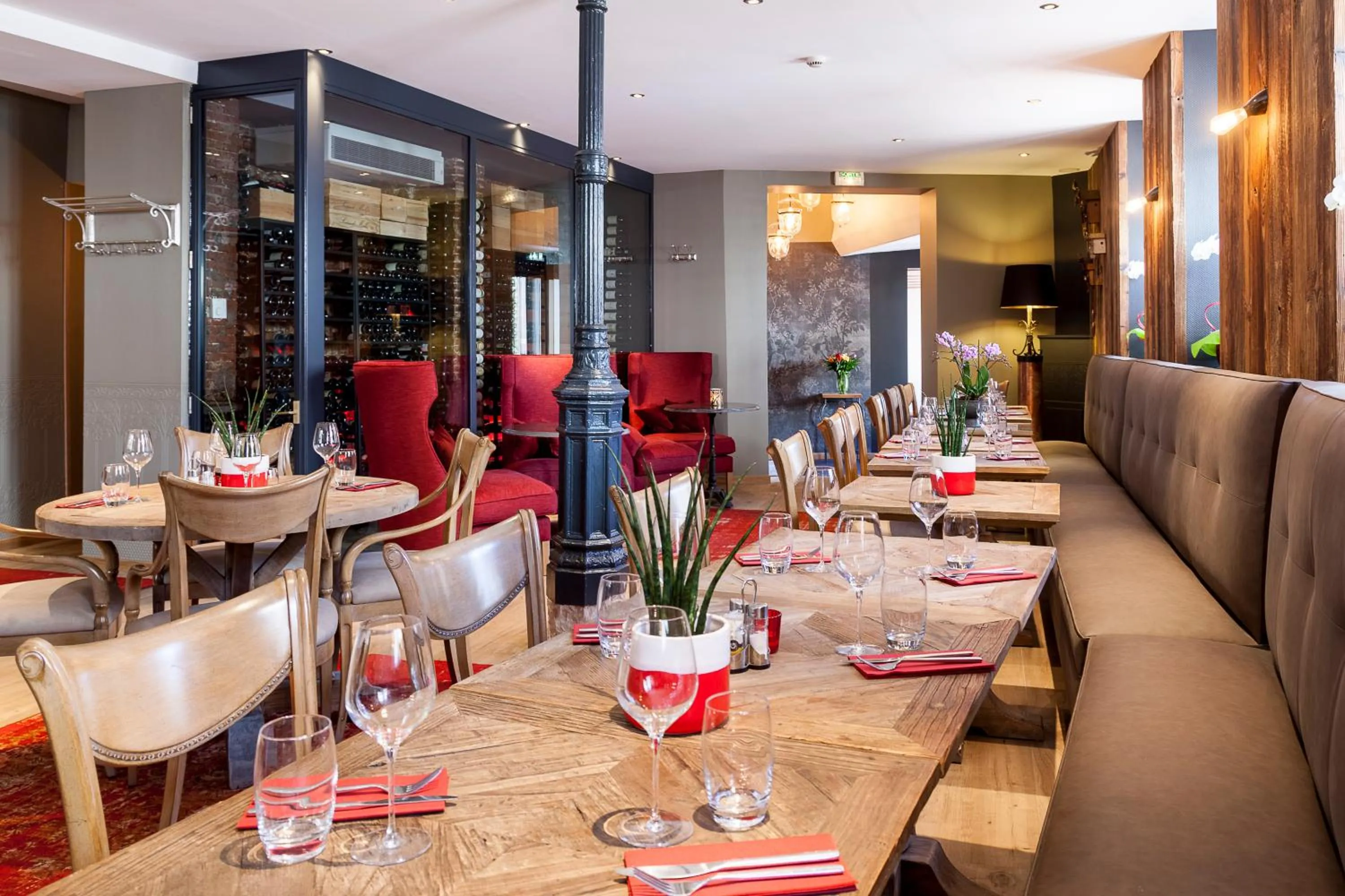 Restaurant/places to eat in Logis Hôtel-Restaurant du Mouton