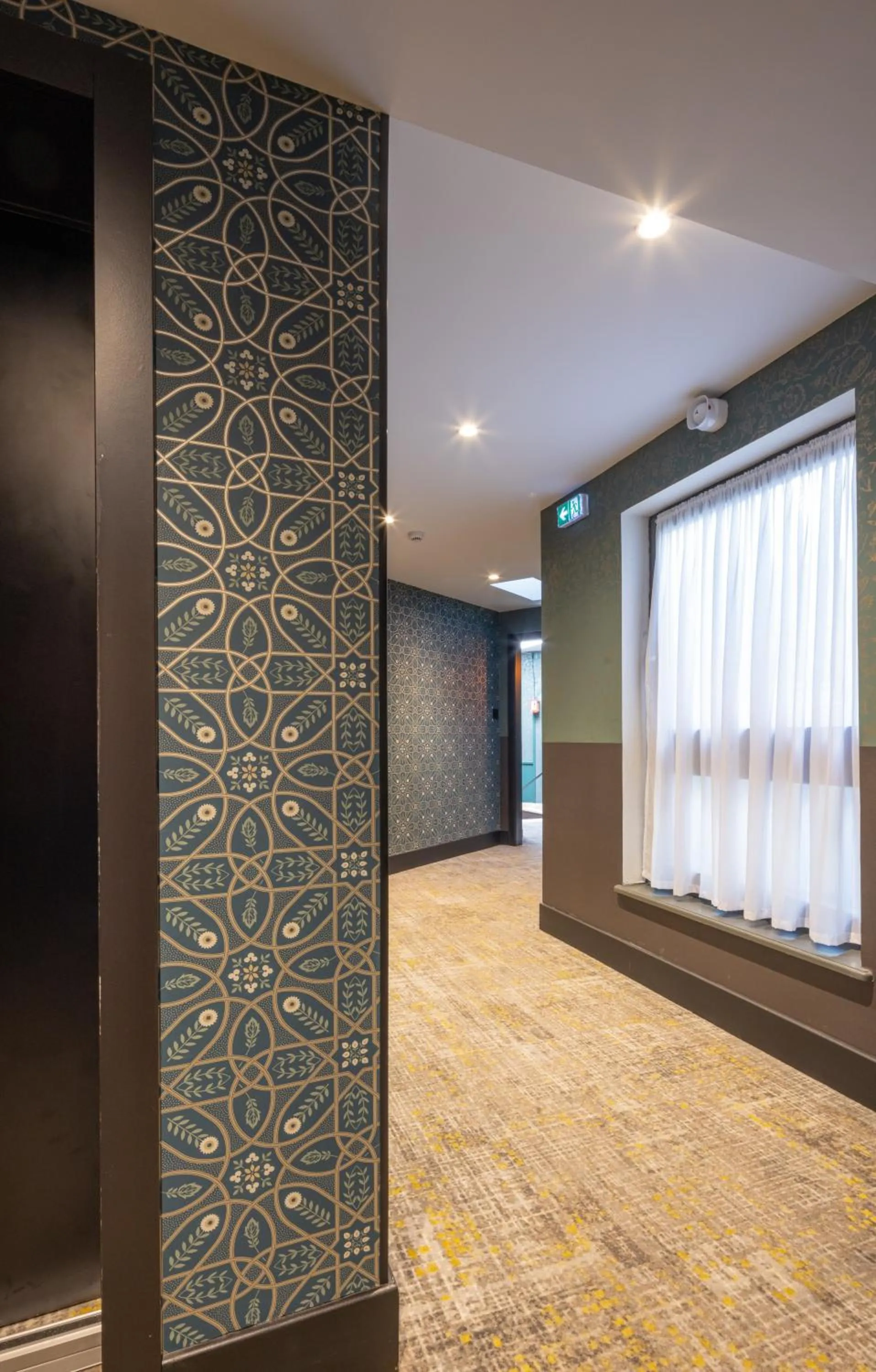 Property building in Logis Hôtel-Restaurant du Mouton