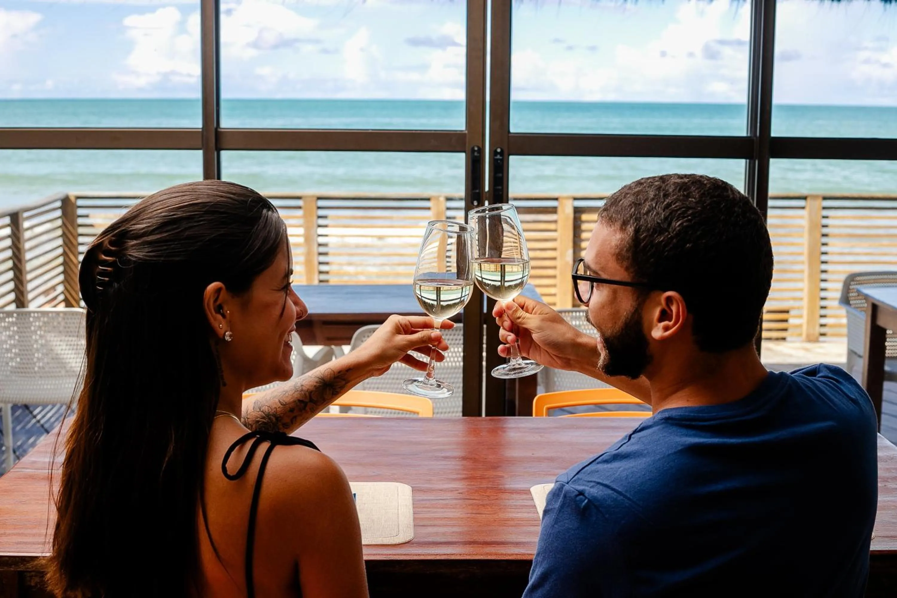 Restaurant/places to eat in Pousada Un Paso del Mar