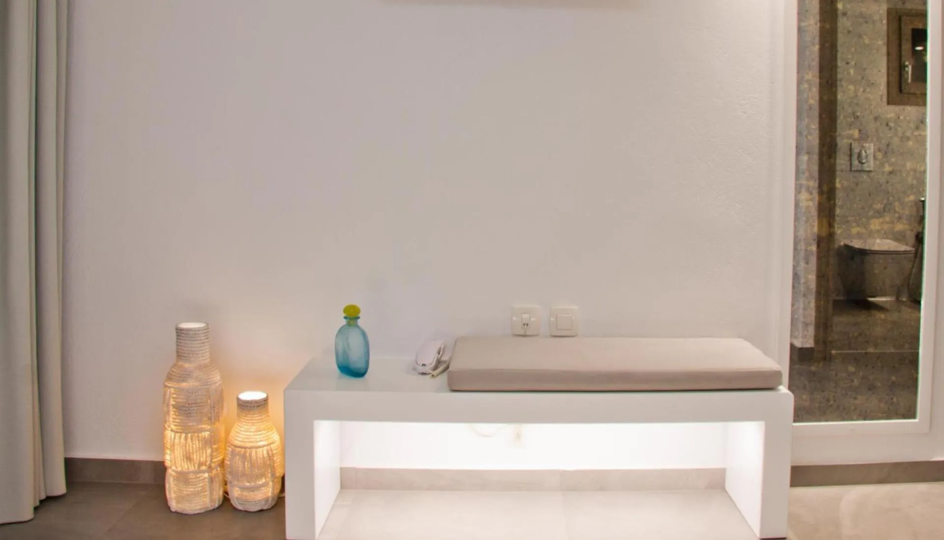 Living room in Nemesis