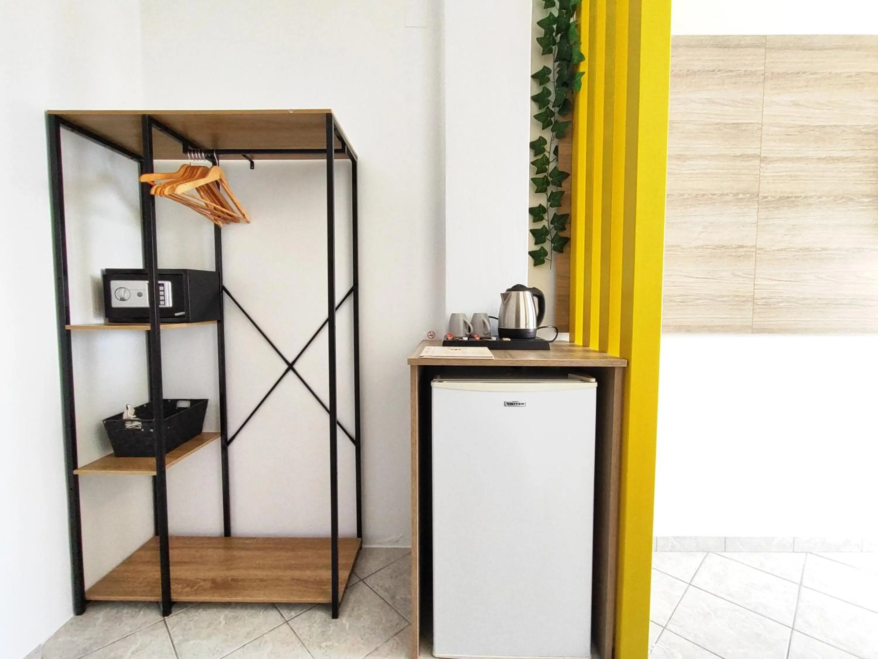 Coffee/tea facilities in Nemesis